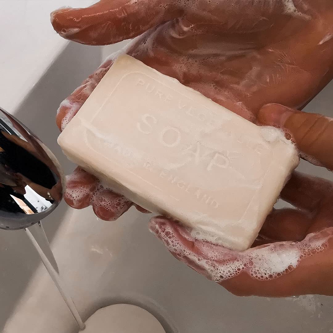 The English Soap Company Vintage Wrapped Luxury Seaweed & Shea Butter Soap Bar - 6.7 oz Moisturizing Face & Body Cleanser with Natural Seaweed Scent - Perfect for Spa Day, Gift Sets & Eco-Friendly Bathroom Essentials