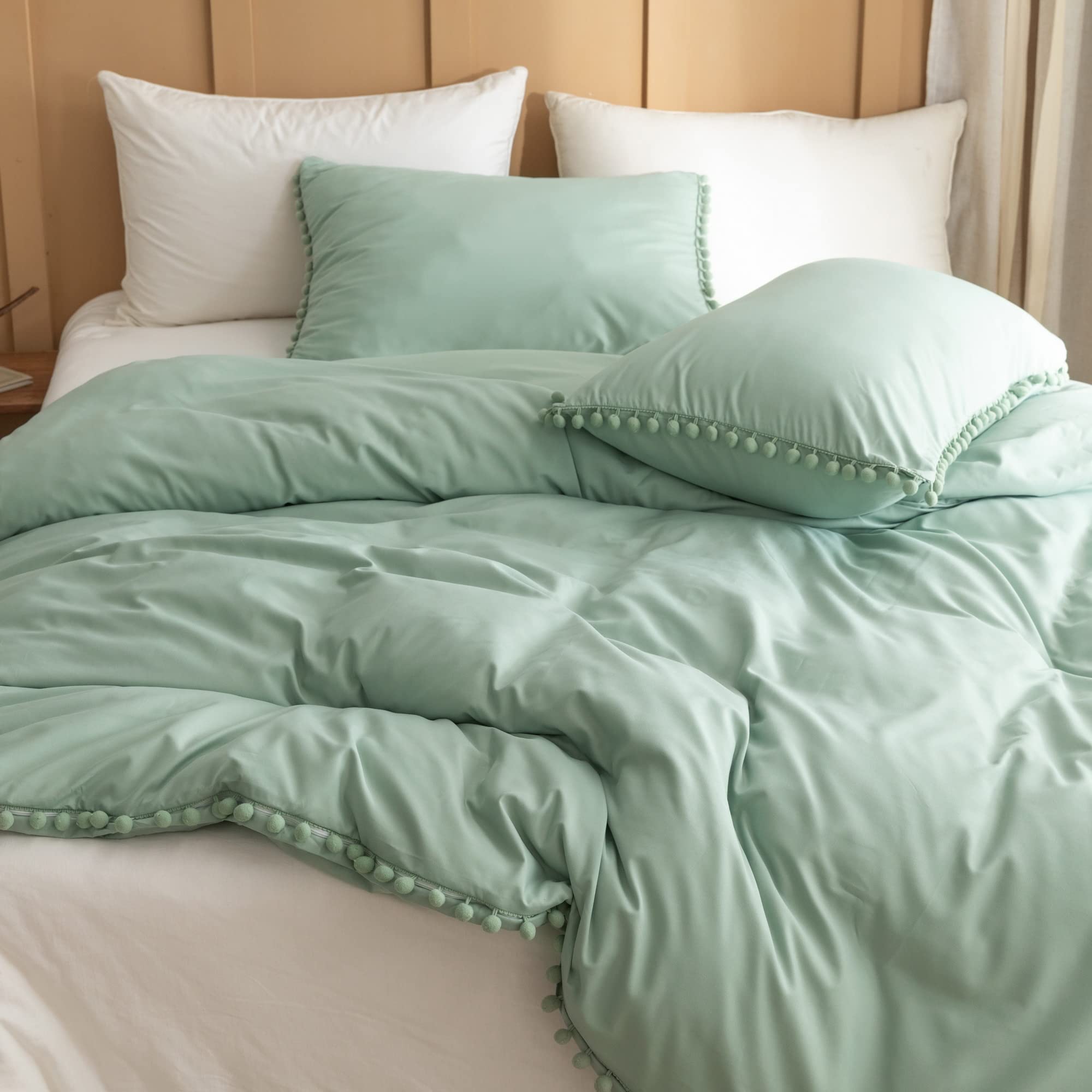 YIRDDEO Queen Size Comforter Set with Ball Pom Fringe - 3 Piece All Seasons Soft Bedding Set Includes 1 Comforter (90