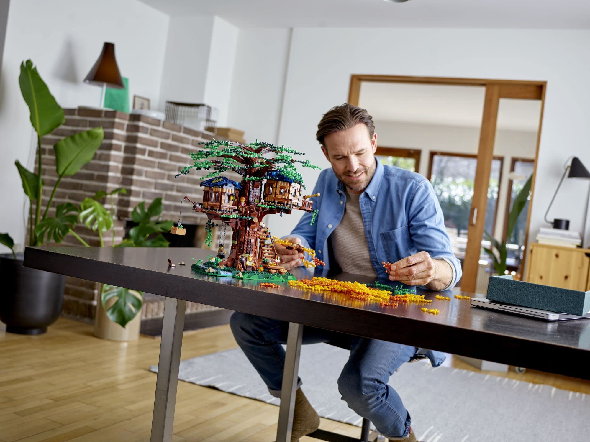 LEGO Ideas Treehouse Building Kit - Creative DIY Model Set for Kids & Adults - Perfect for Home Decor, Gift Giving & Educational Play