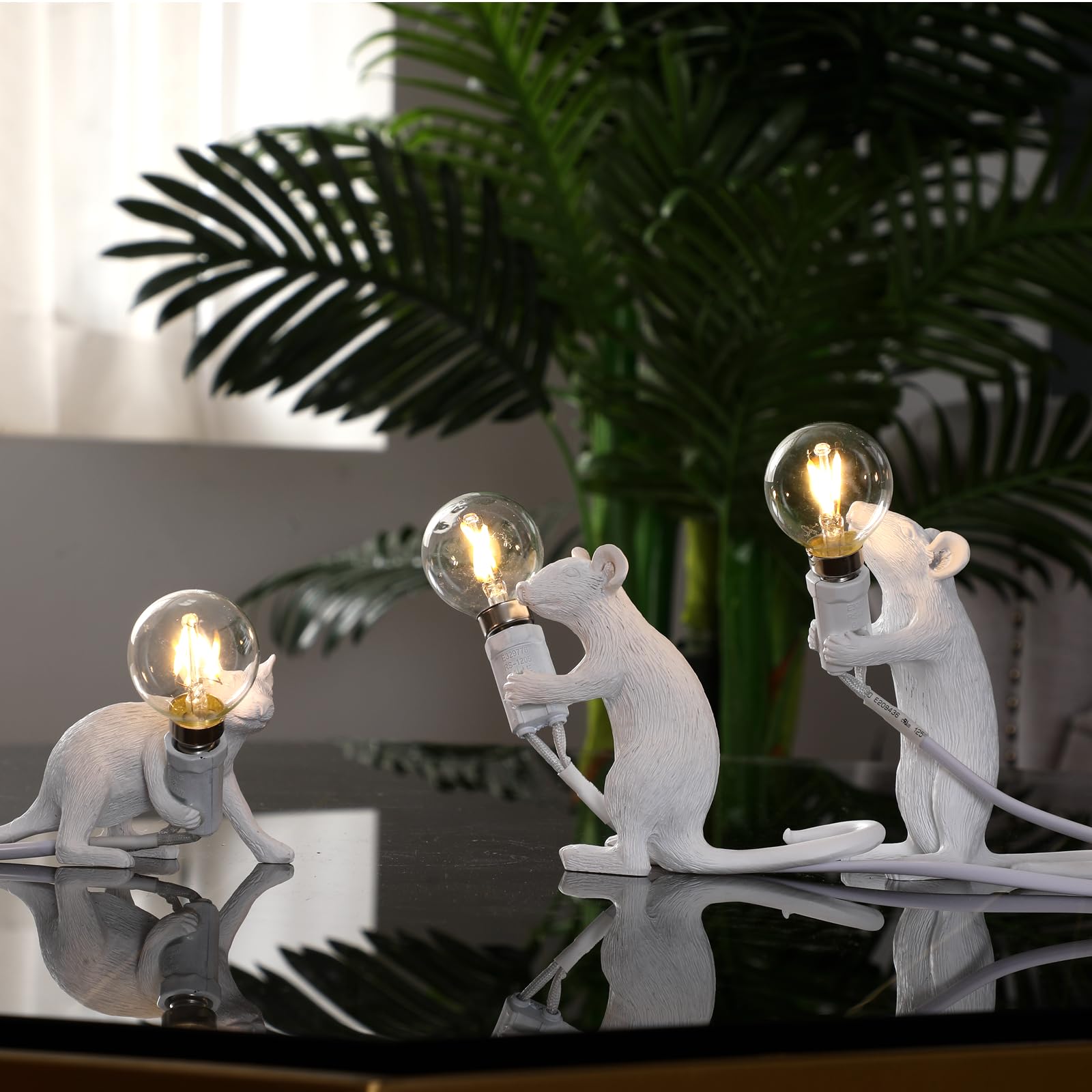 Modern Resin Mouse Lamp - Creative LED Desk Light for Bedroom, Study Room & Office - Unique Night Light & Decorative Gift for Home, Gaming Setup & Workspace