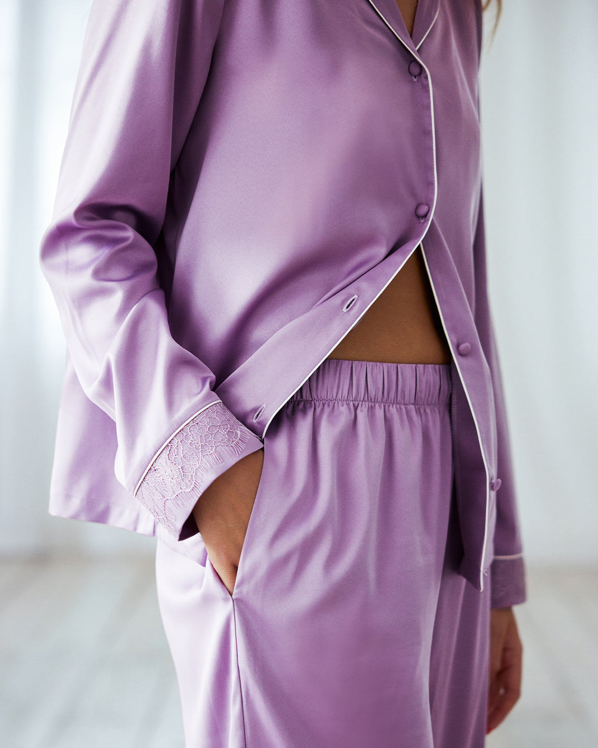 Luxury Satin Lace Trim Long Pajama Set for Women - Soft Lavender Sleepwear for Valentine's Day & Anniversary Gifts - Perfect for Romantic Nights and Relaxing Evenings