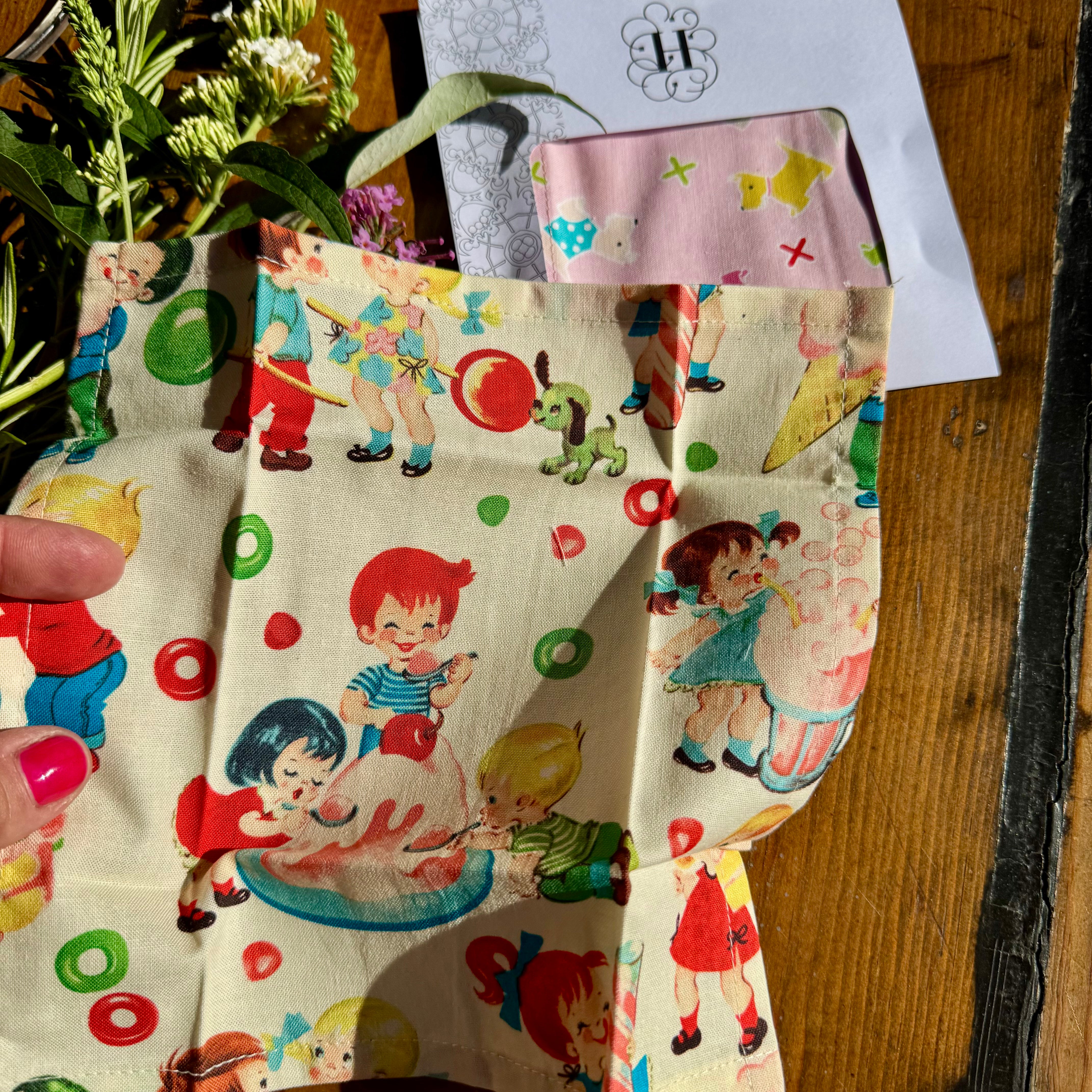 Kids' Clothing Set (Size S) - Comfortable & Stylish Outfit for School, Play & Everyday Wear