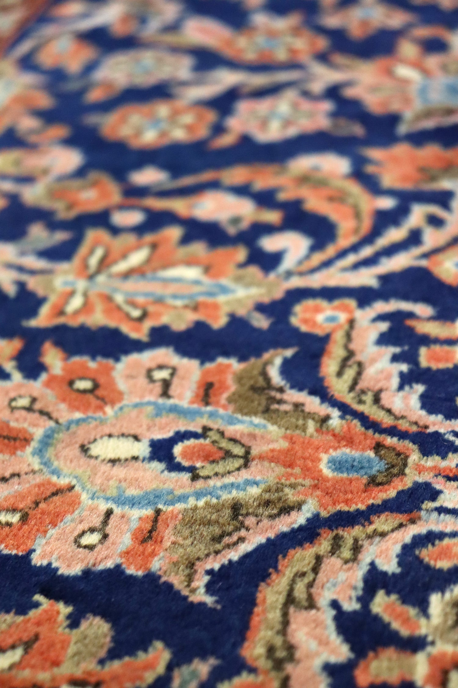 Antique Manchester Kashan Handwoven Traditional Persian Rug - J66229 - Perfect for Living Room, Bedroom & Home Decor