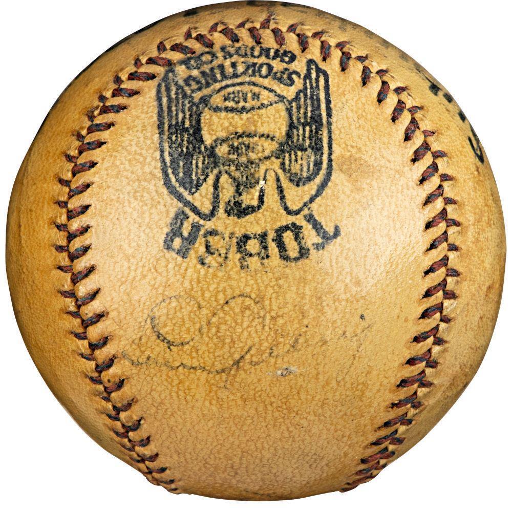 Authentic Babe Ruth & Lou Gehrig Signed New York Yankees Baseball - PSA/BAS Certified - Perfect for Baseball Memorabilia Collectors & Yankees Fans Display