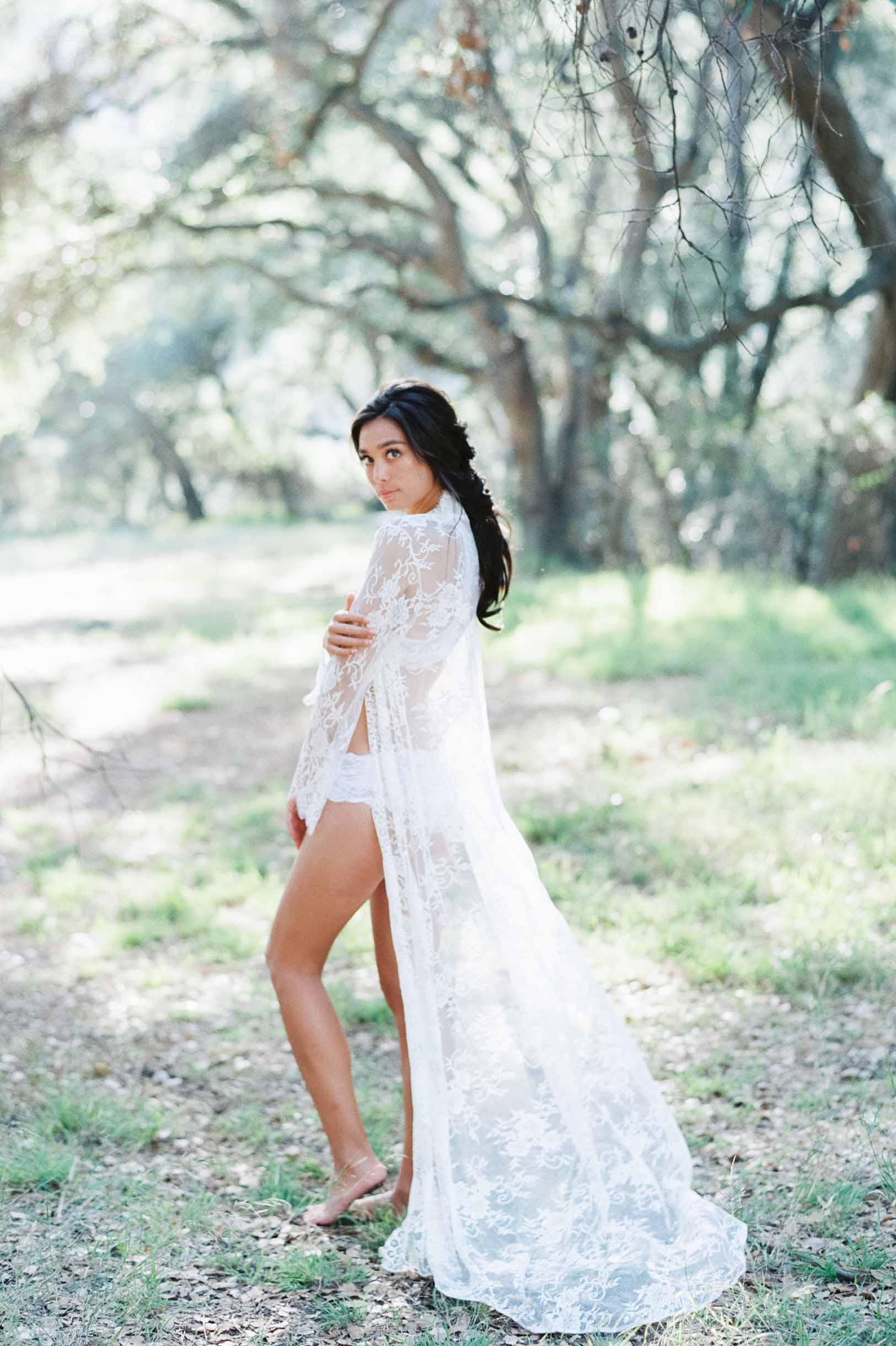 Swan Queen Ivory Lace Robe - Elegant Long Bridal Dressing Gown for Wedding, Honeymoon & Luxury Loungewear