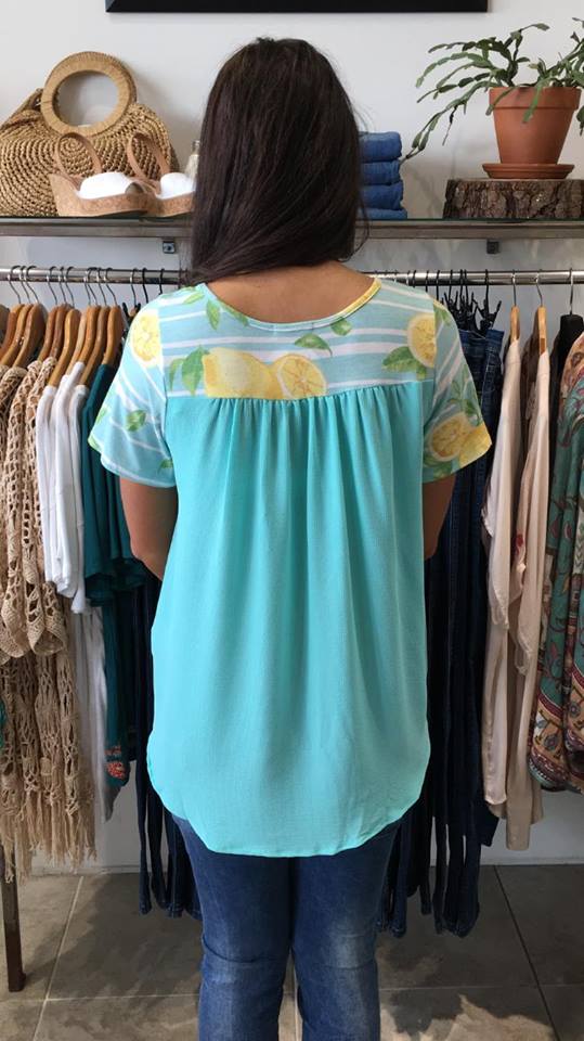 Lemon Spritz Pocket Top in Mint Green - Women's Casual Short Sleeve Blouse for Summer Outfits & Beach Vacations