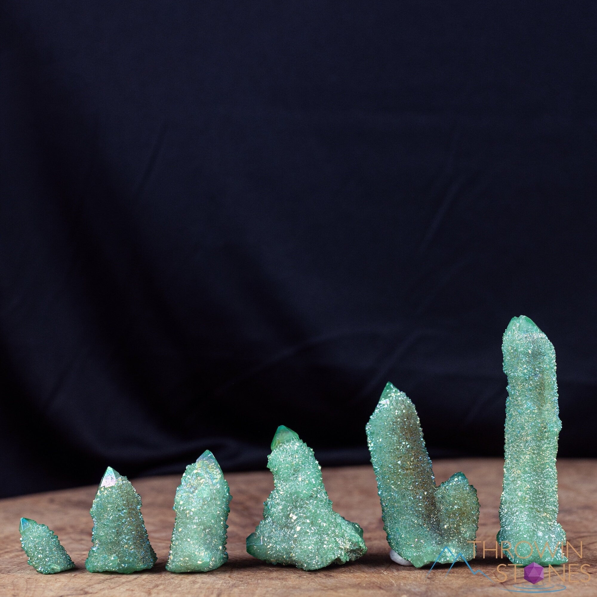 Natural Green Apple Aura Quartz Crystal Point - Rainbow Healing Stone for Meditation, Chakra Balancing & Spiritual Growth - Perfect for Home Decor, Yoga Spaces & Energy Healing