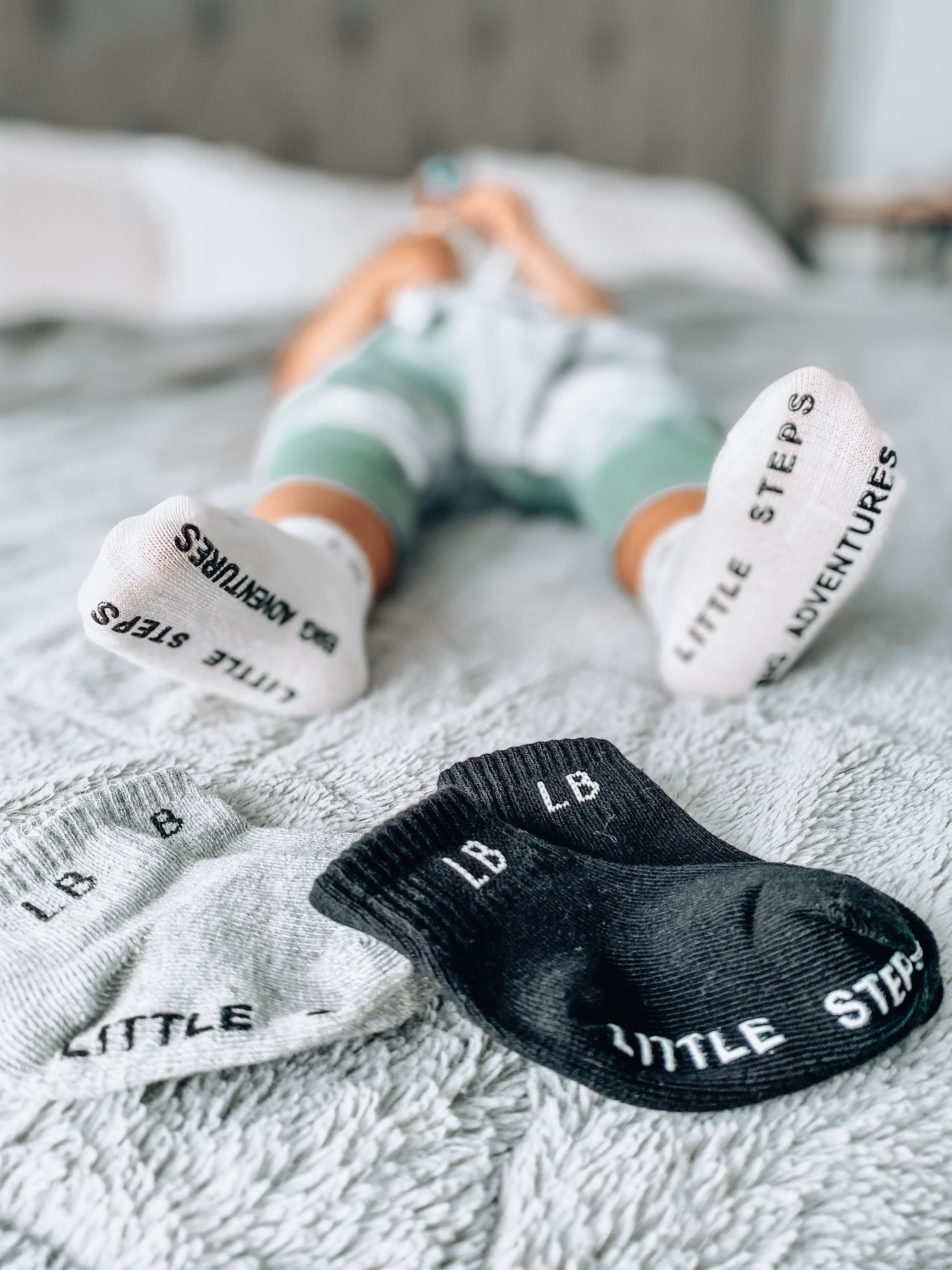3 Pack White Cotton Crew Socks for Men & Women - Comfortable Everyday Wear for Work, Gym & Casual Outfits