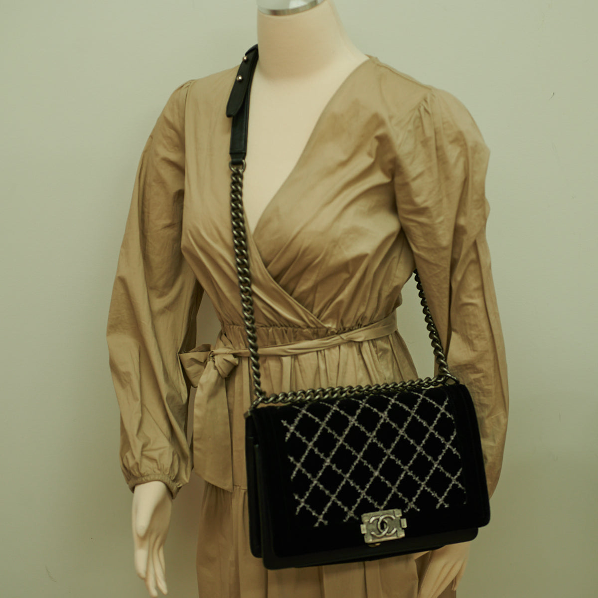 Chanel New Medium Boy Bag in Black Velvet - Luxury Designer Handbag for Women, Perfect for Evening Parties & Special Occasions