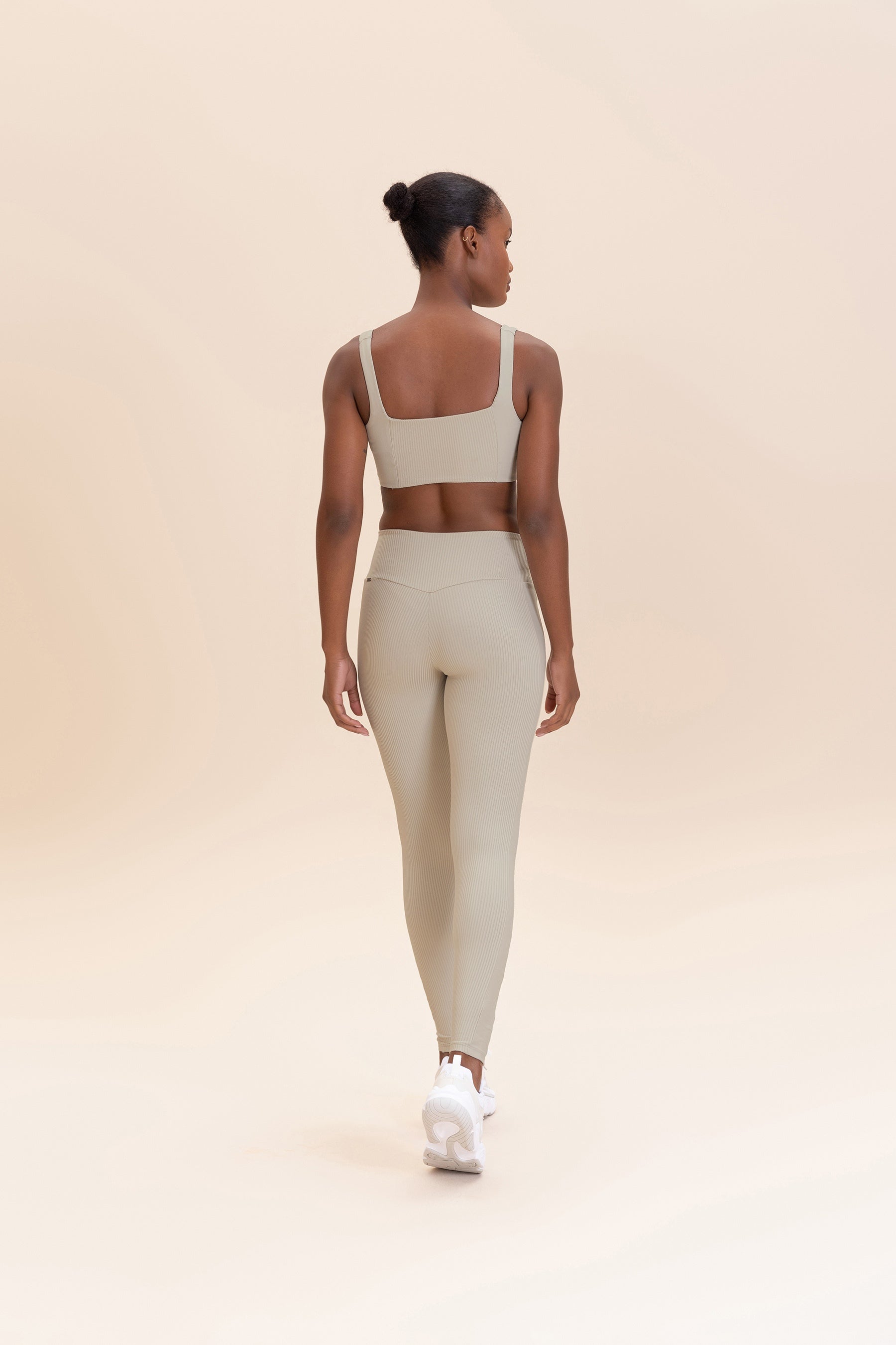 High Waist Rib Gloss Leggings for Women - Seamless Yoga Pants with Butt Lifting Design - Perfect for Workout, Running & Lounge Wear