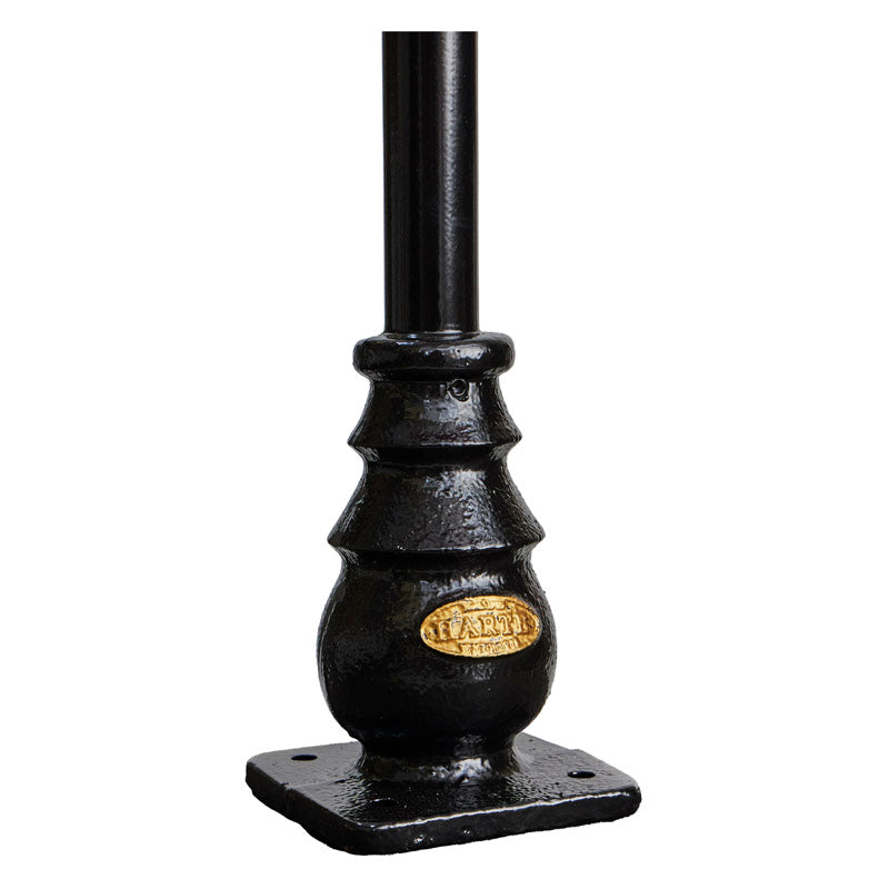 Betley 1Lt Cast Iron Lamp Post - Outdoor Garden Lighting for Pathways, Driveways & Porches