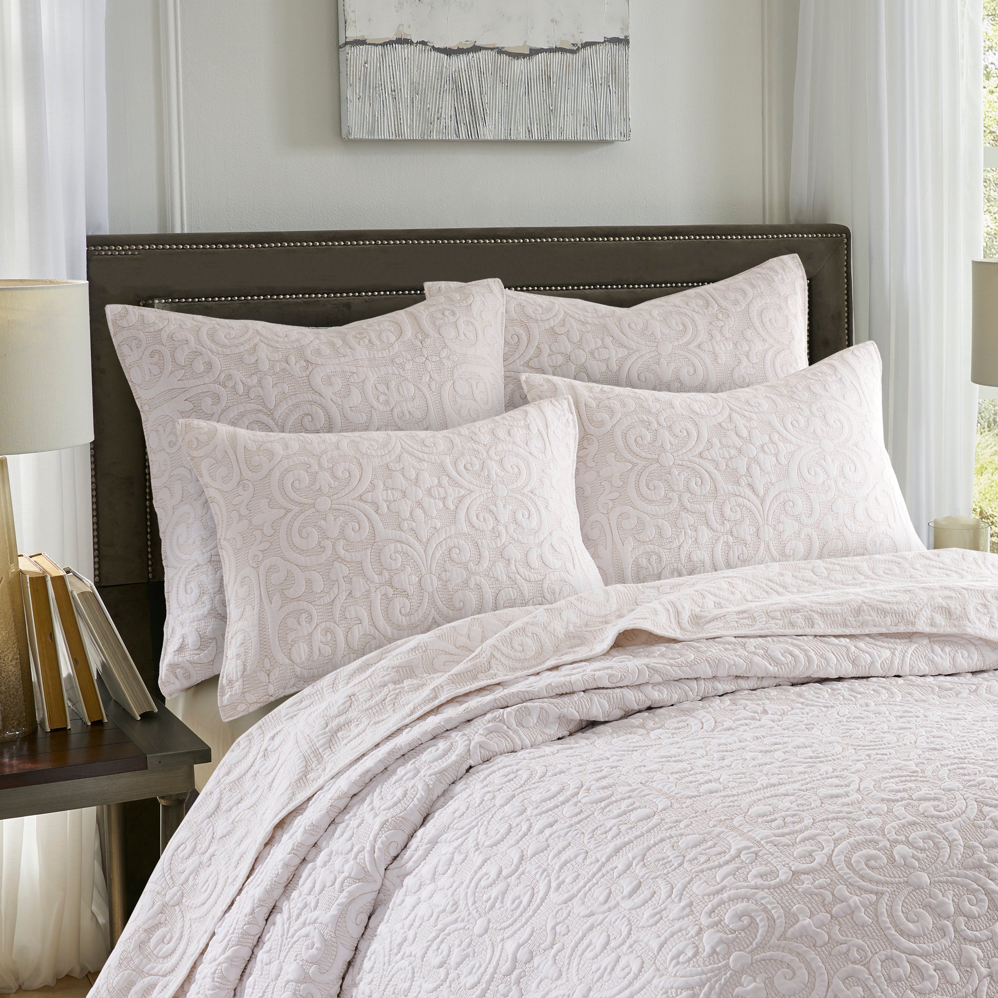 Sherbourne Stitch Quilt - Soft & Cozy Bedspread for All Seasons | Perfect for Bedroom, Guest Room, or Dorm Decor | Machine Washable & Wrinkle-Resistant
