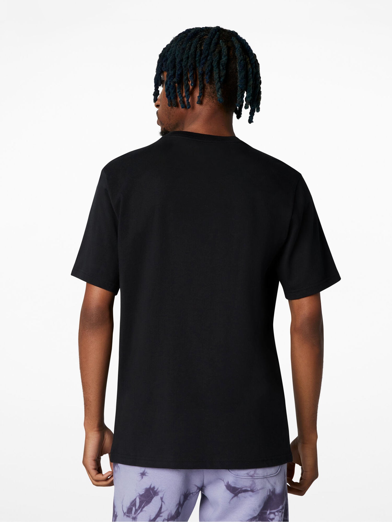 Converse Go To Embroidered Star Chevron T-Shirt - Stylish Graphic Tee for Men & Women - Perfect for Casual Wear, Street Fashion & Everyday Outfits