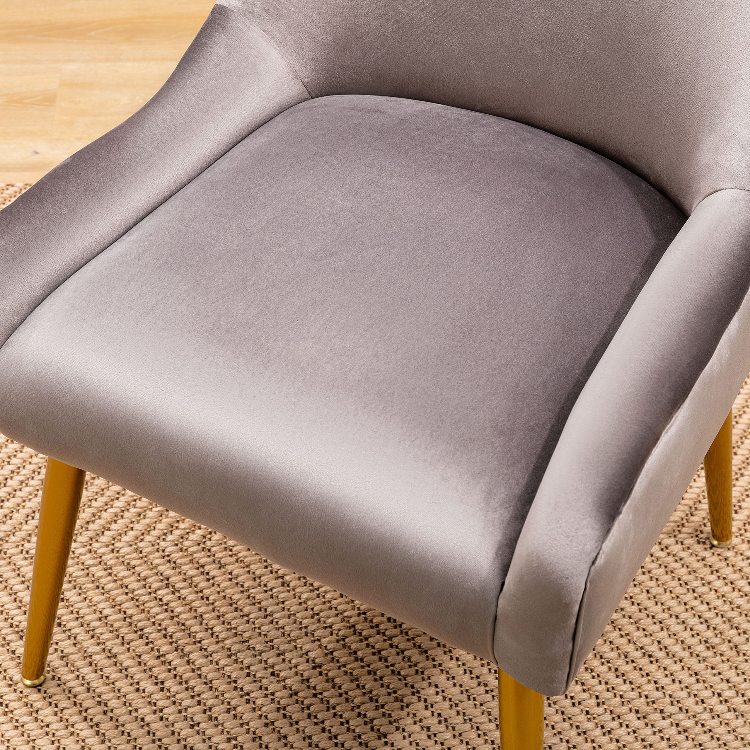 Luxury Velvet Accent Chair with Metal Legs - Modern Upholstered Armchair for Living Room, Bedroom, Office & Dining - Soft Grey Velvet Lounge Chair for Relaxing, Reading & Home Decor