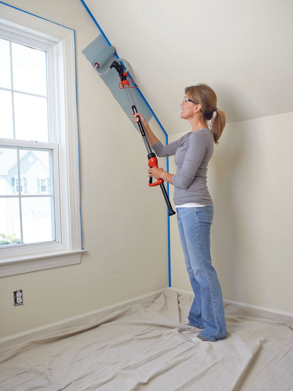 BLACK+DECKER BDPR400 Electric Power Paint Roller - 150W, 2-Wheel Pneumatic Rubber Wheels, Lightweight Aluminum Frame (3 lbs) - Perfect for Home DIY Painting Projects & Professional Wall Painting