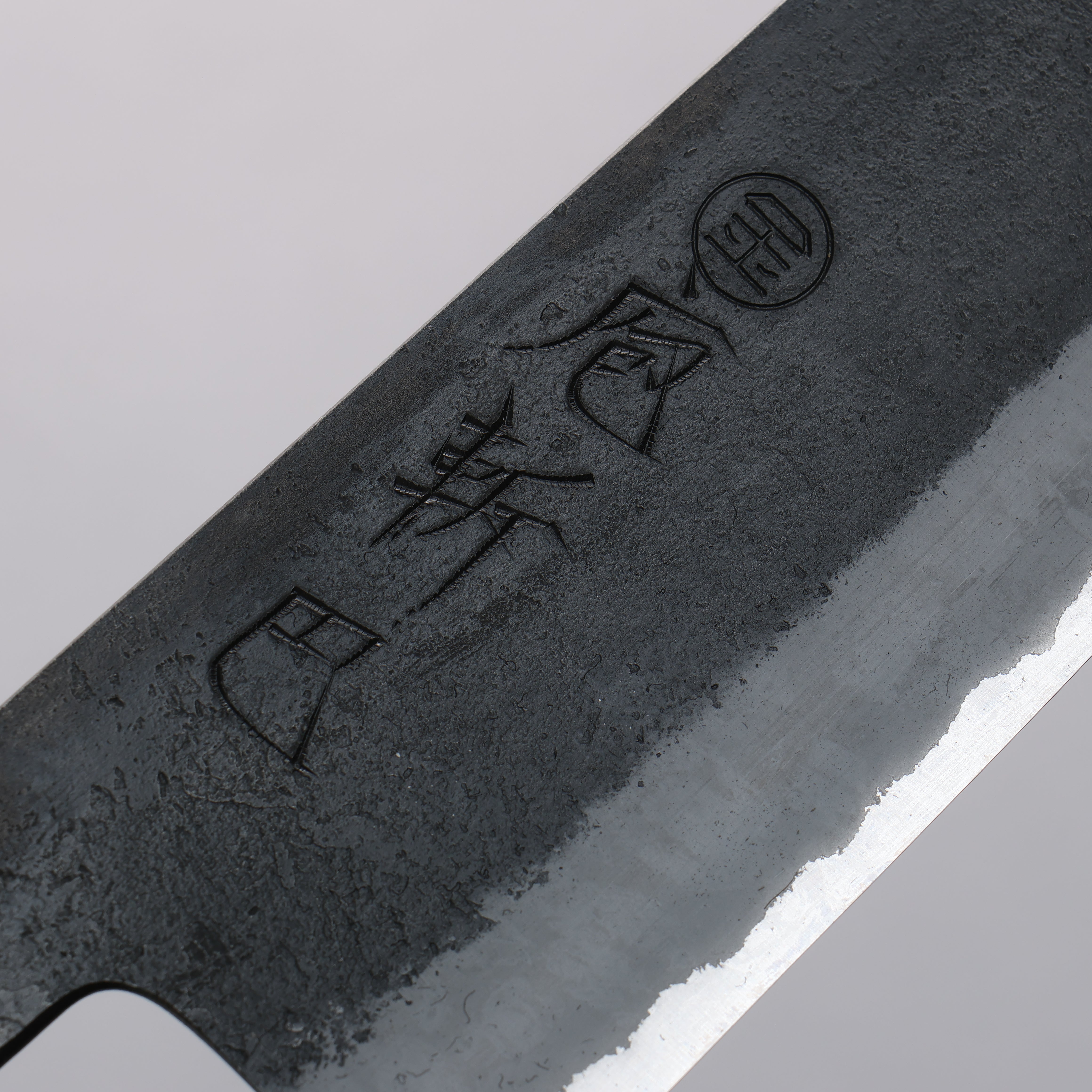 Premium Hozantomoe White Steel No.2 Santoku Knife 165mm - Black Finish with Olive Wood & Resin Handle - Perfect for Slicing, Dicing & Chopping Vegetables, Meat & Fish