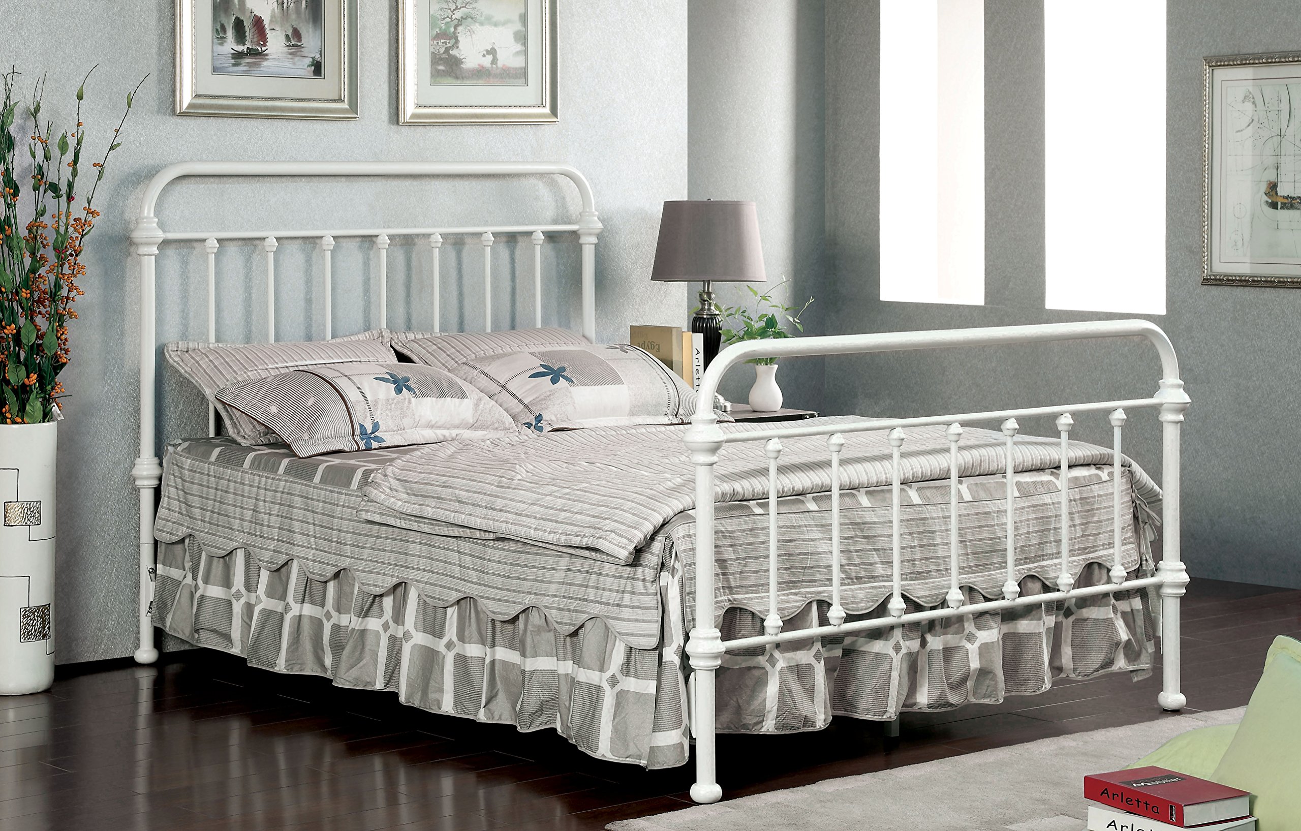 Furniture of America Overtown Metal Bed Frame - Vintage White California King Size - Perfect for Master Bedrooms & Guest Rooms
