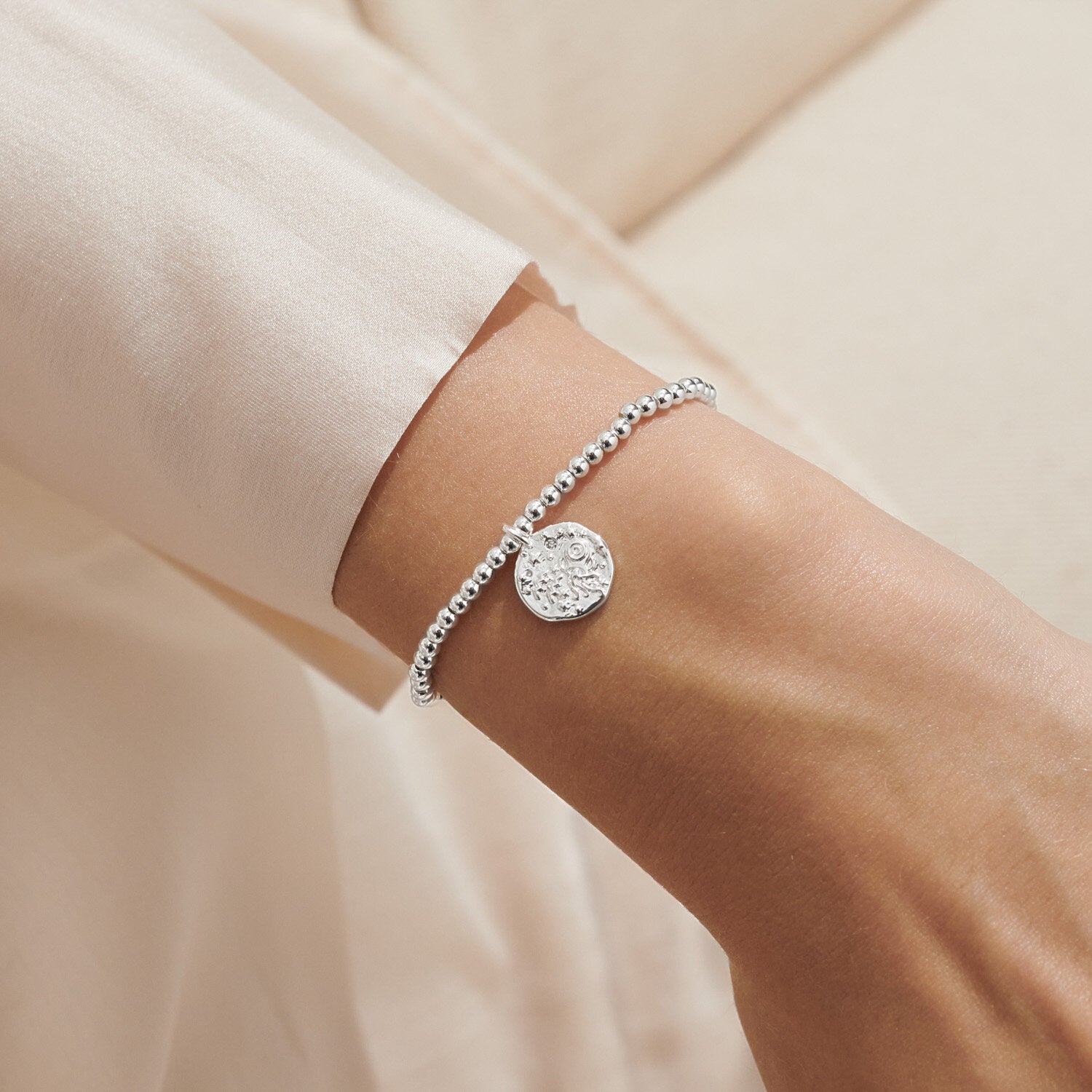 Joma Jewellery Aquarius Zodiac Sign Bracelet - Perfect for Birthdays, Gifts & Astrology Lovers