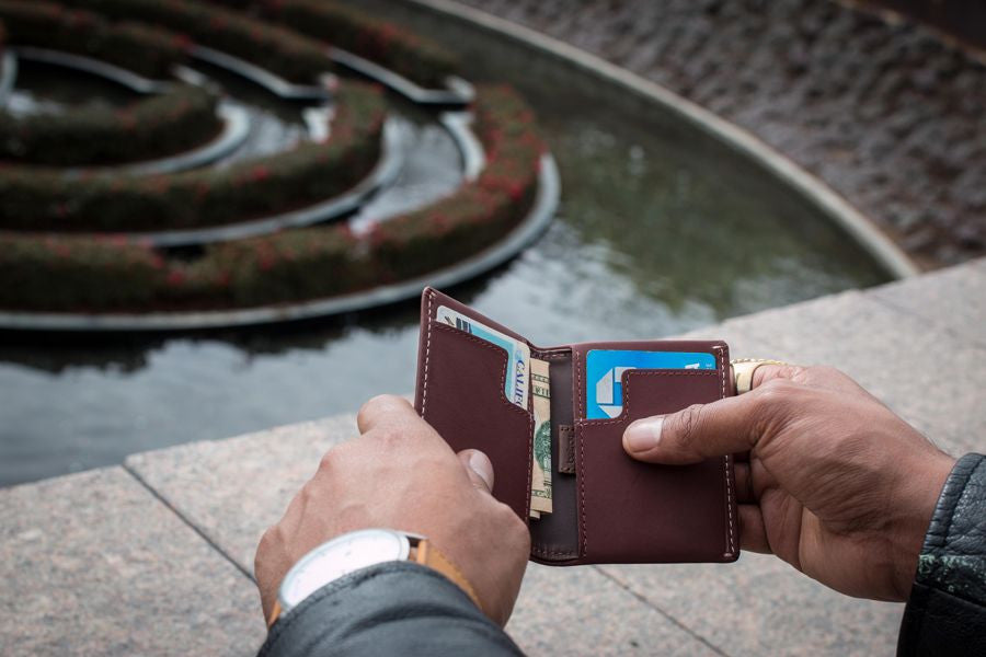 Bellroy Note Sleeve Wallet - Slim RFID Blocking Leather Wallet for Men & Women | Perfect for Everyday Carry, Travel & Minimalist Lifestyle