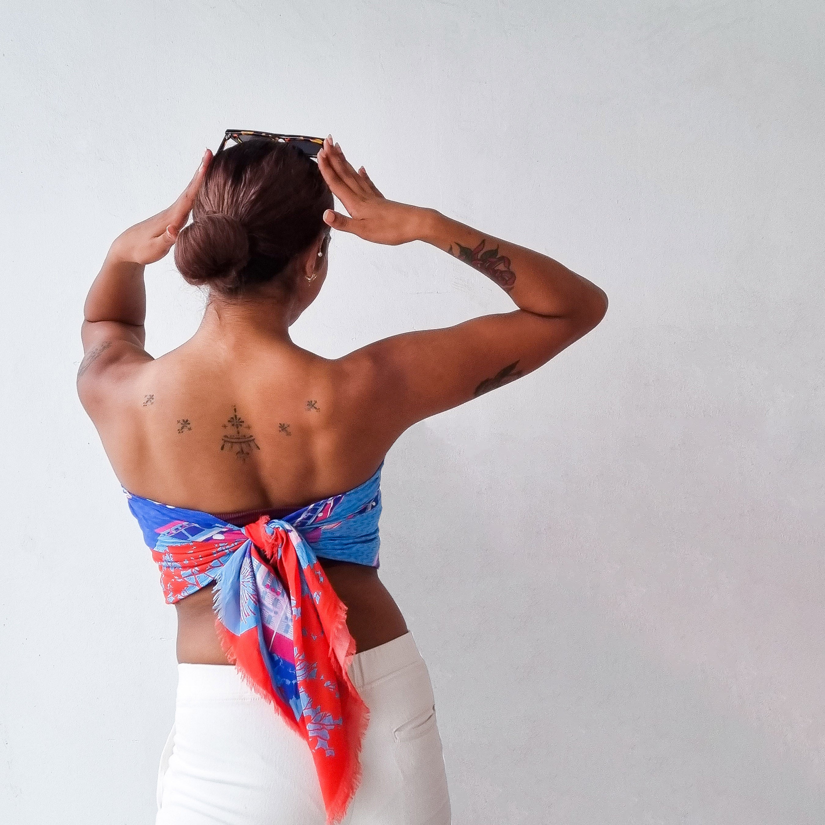 Singapore Quay Cotton Scarf - Soft & Lightweight Women's Fashion Accessory for Travel, Evening Out, and Gift Giving