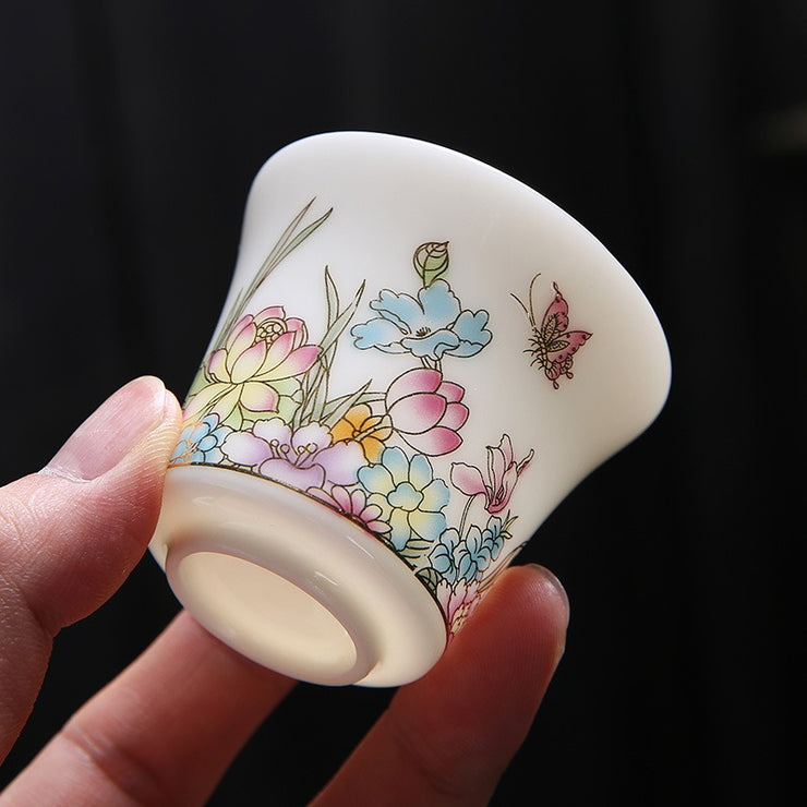 Premium White Porcelain Tea Tasting Cups with Blooming Flowers Decal & Gold Detailing - 70ml Dehua China - Perfect for Gongfu Tea Ceremony & Chinese Tea Culture Experience