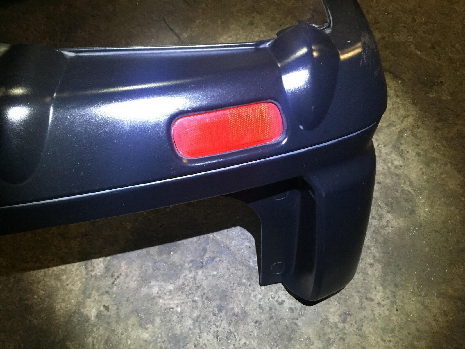 2002 2003 2004 Honda CR-V Rear Bumper Cover Replacement - OEM Style Fit for Honda CRV SUV - Perfect for Accident Repair & Car Restoration Projects