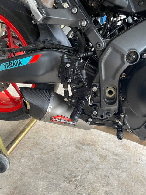 Yamaha MT09 Rearset Kit with Pedals - Complete Footpeg Set for Motorcycle Racing & Street Riding - Perfect for Performance Upgrades & Custom Builds