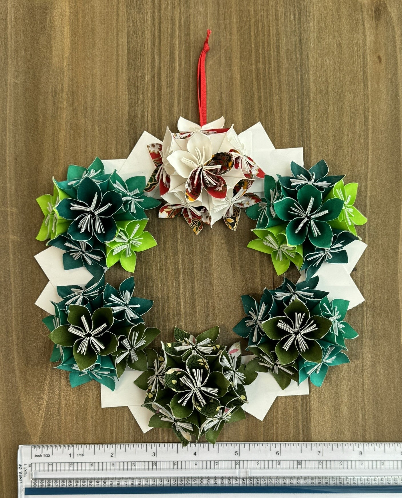 Handmade Origami Flower Wreath - Elegant Paper Floral Decor for Home, Wedding, Party & Wall Art | Perfect for DIY Crafts, Gifts & Seasonal Decorations