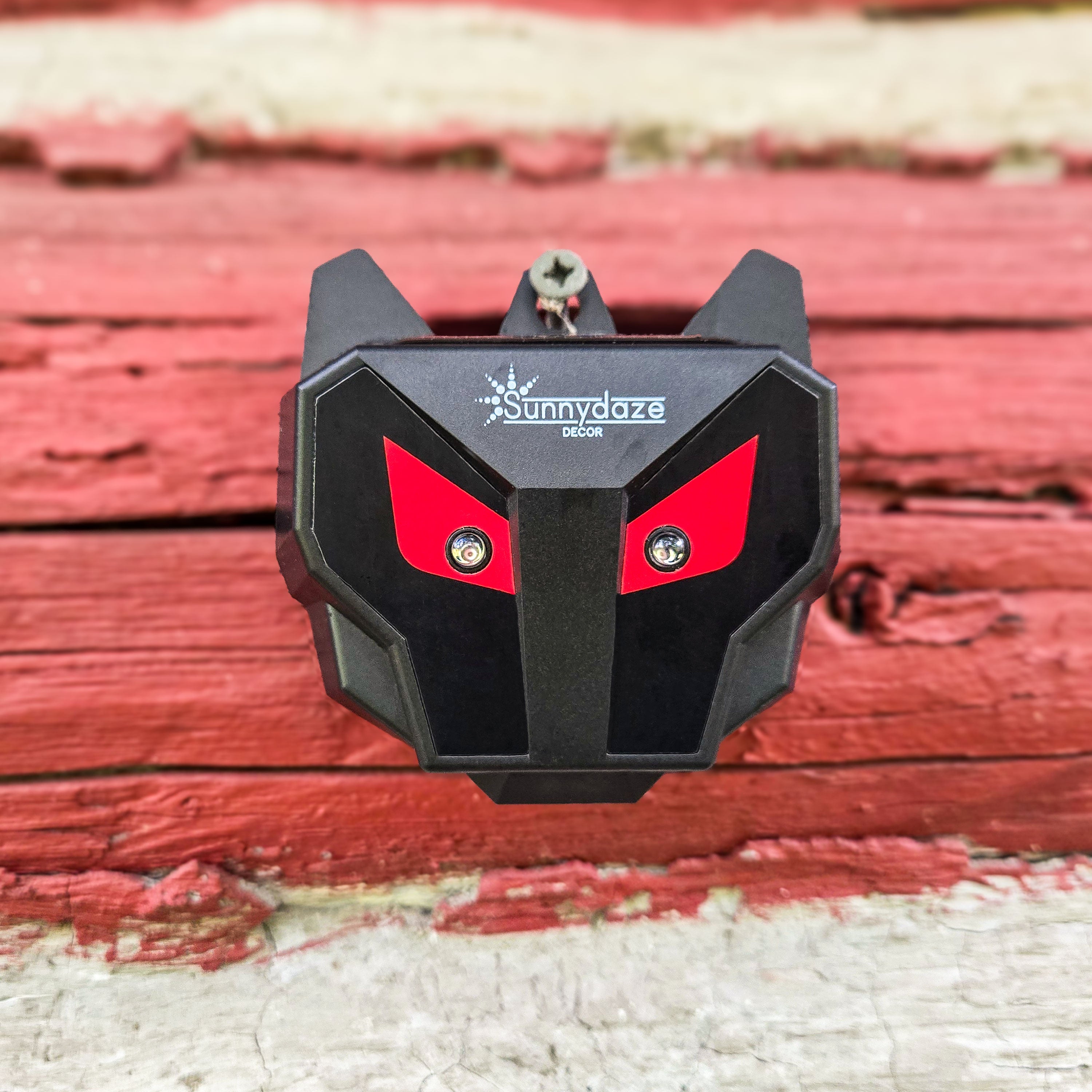 Solar Powered Animal Repellent - Wall Mounted Ultrasonic Pest Control for Gardens, Yards & Outdoor Areas - Weatherproof & Humane Rodent Repeller for Home Use