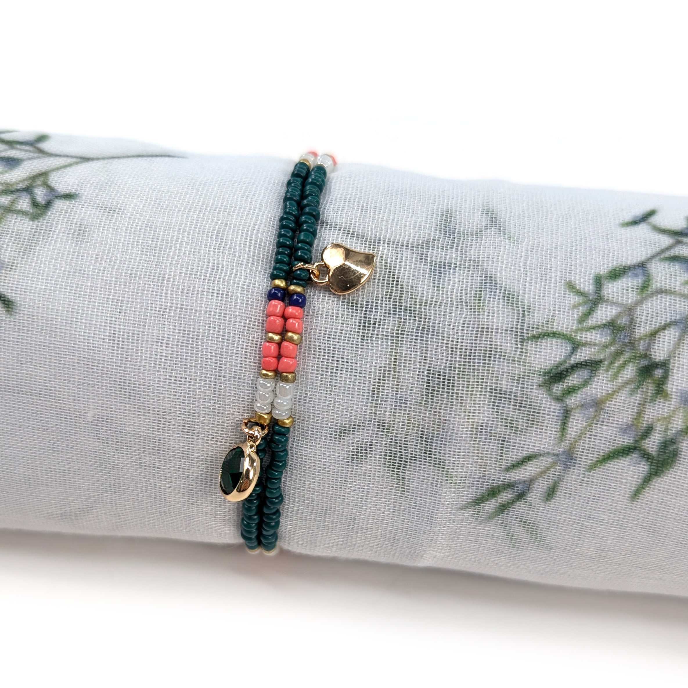 Elegant Scarf & Bracelet Gift Set in a Cracker Mistletoe Box - Perfect for Christmas, Holiday Gifts, and Party Favors