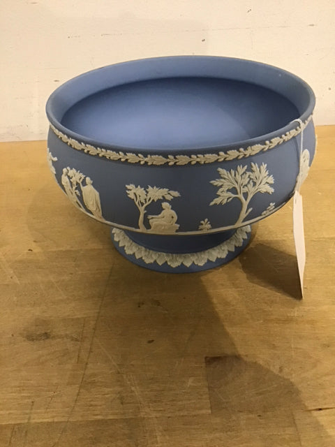 Wedgewood Blue and White Ceramic Bowl Set of 8 - Elegant Dinnerware for Formal Dining, Entertaining & Home Decor