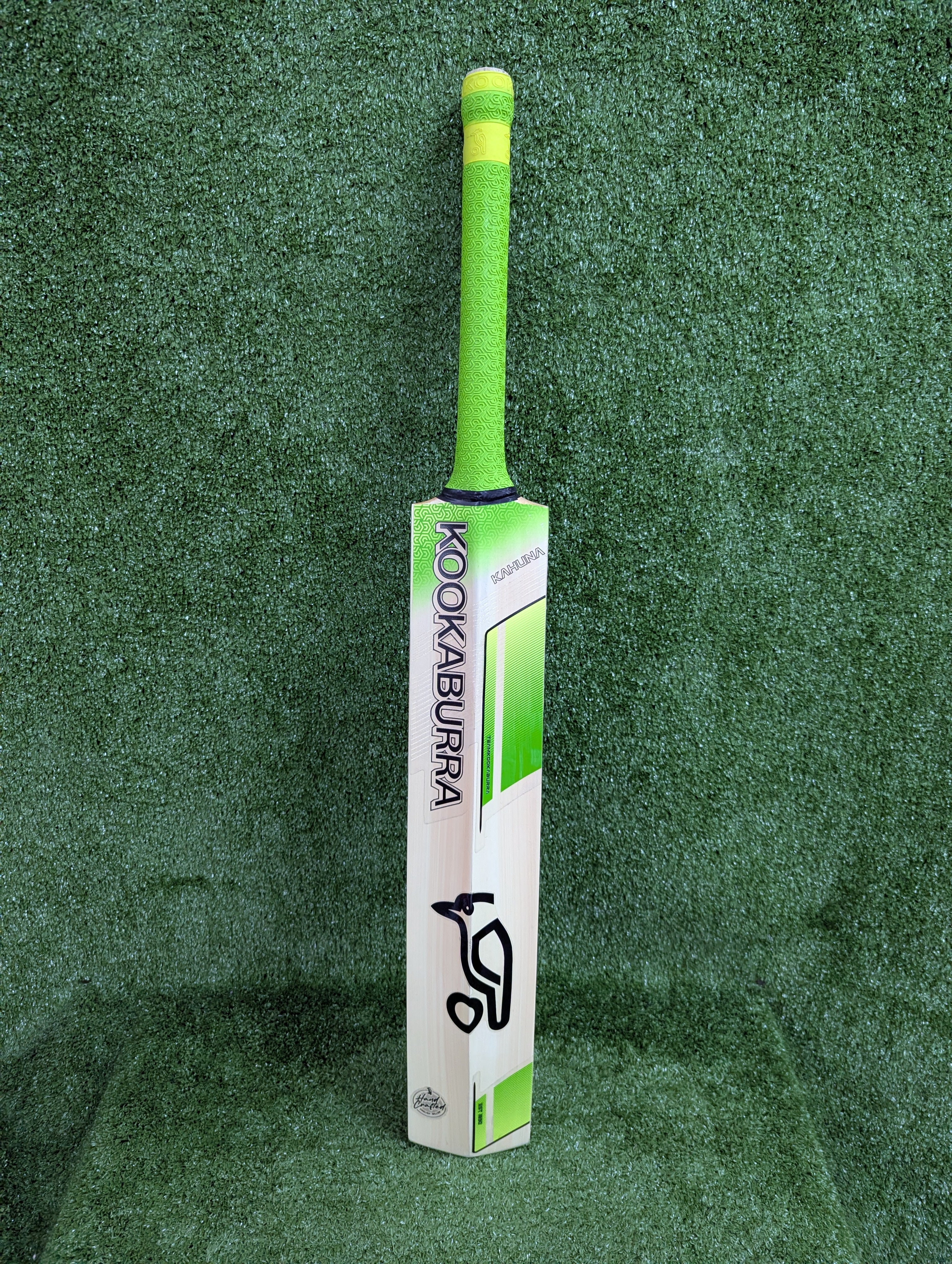 Kookaburra Kahuna 6.5 English Willow Cricket Bat - Premium Quality for Professional & Amateur Players - Perfect for Matches, Training & Backyard Cricket Games