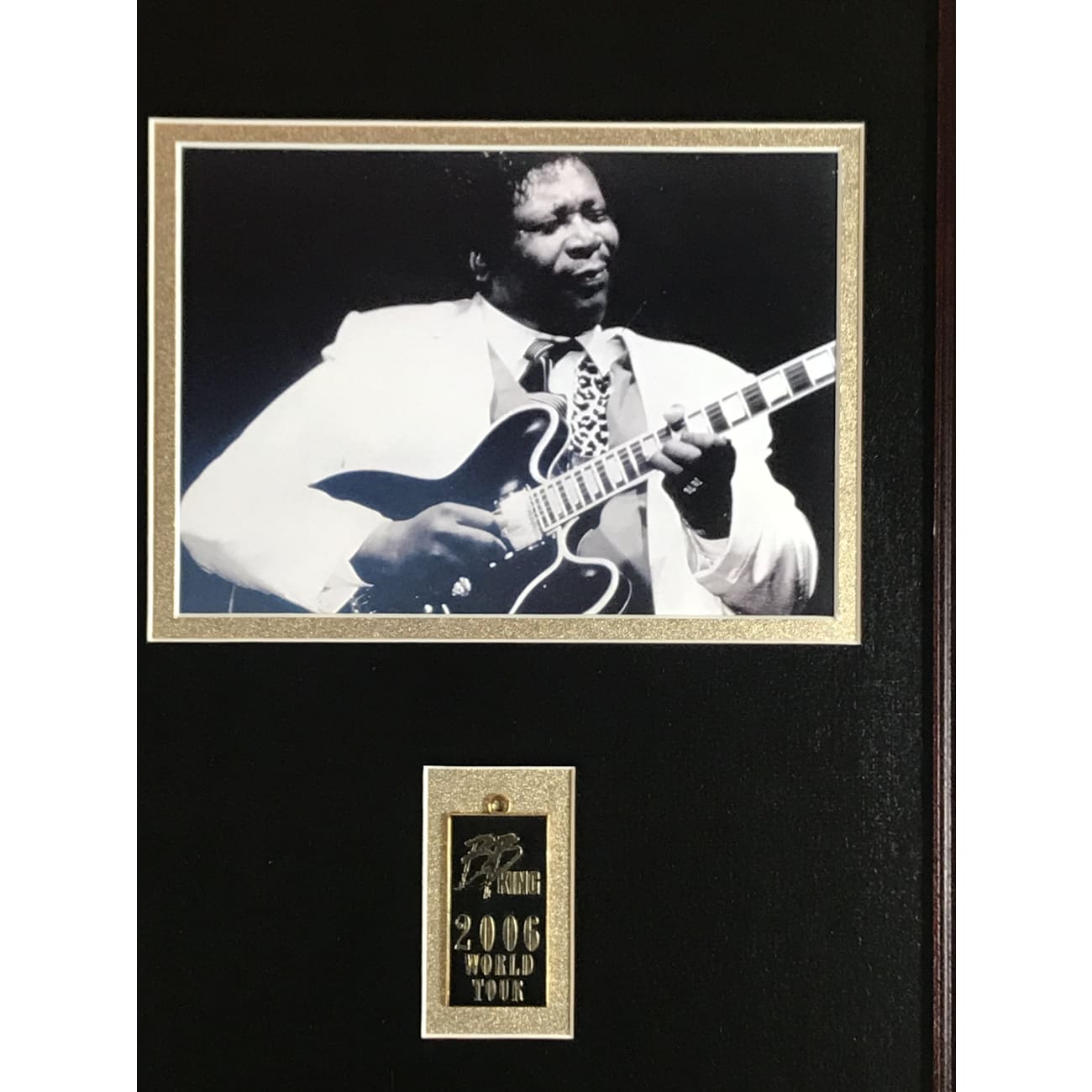 Authentic Signed B.B. King Album with Epperson COA - Rare Collectible Music Memorabilia for Fans & Vinyl Enthusiasts - Perfect for Display in Music Rooms, Man Caves & Collector's Showcases