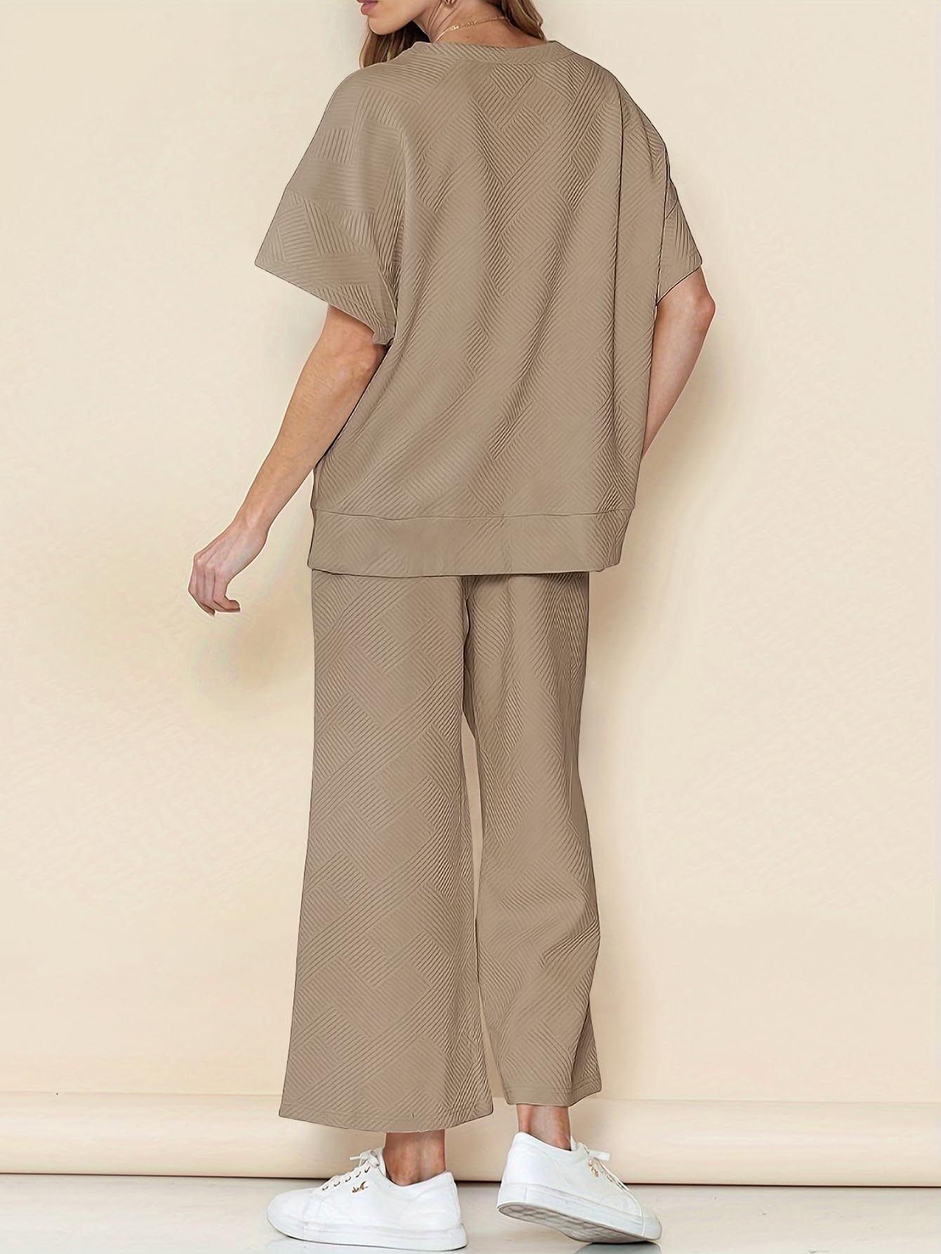Women's 2-Piece Knit Lounge Set - Short Sleeve Pullover Top & Wide Leg Pants | Soft Summer Outfit for Home, Travel & Relaxation | 2024 Casual Comfort Wear