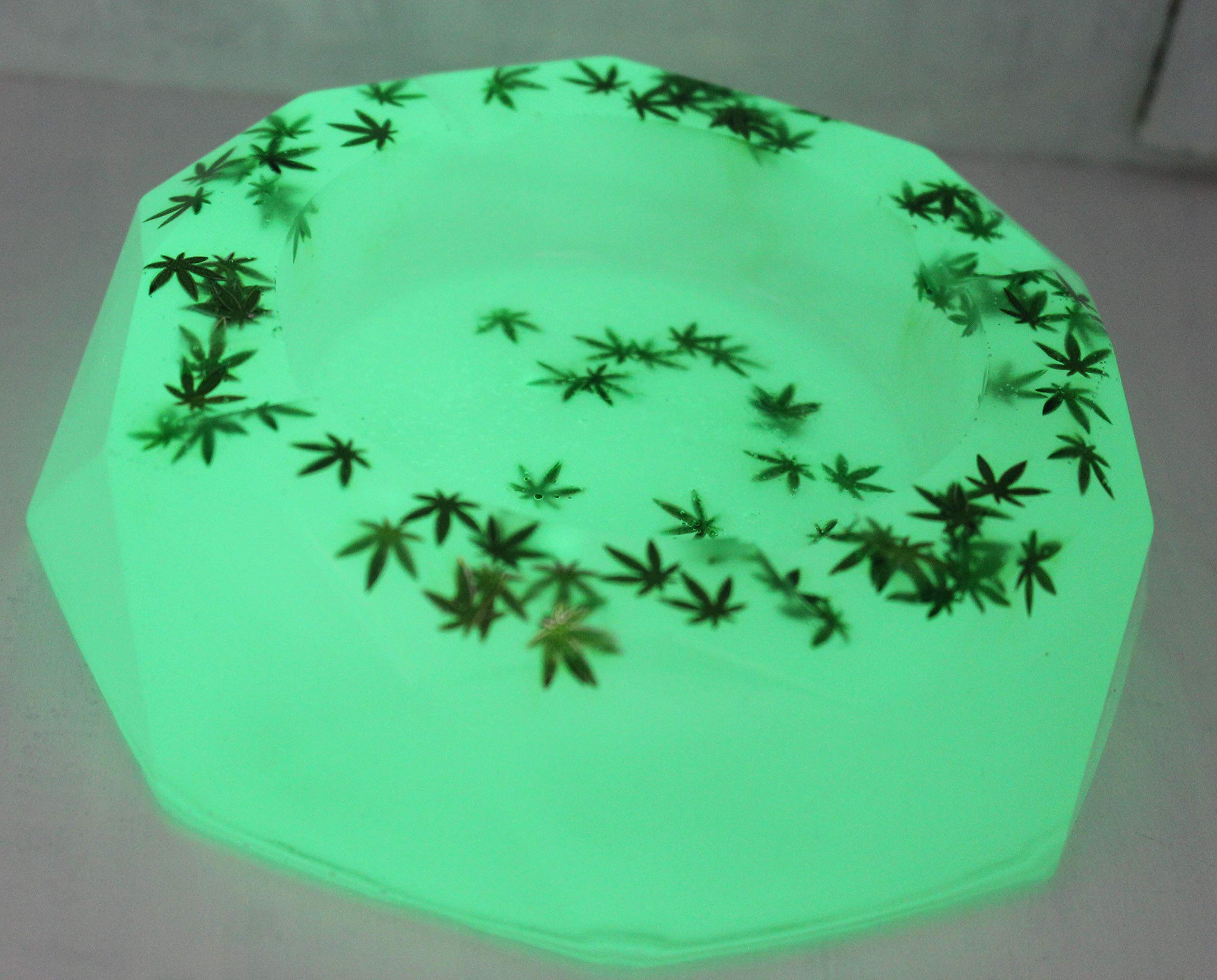 Glow in the Dark Ashtray - Premium Outdoor & Indoor Smoking Accessory for Night Use - Perfect for Patio, Camping, and Home Decor