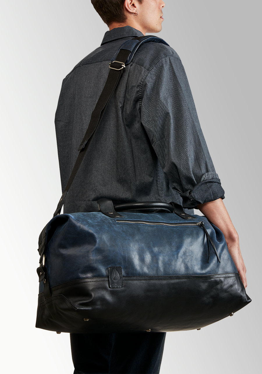 Desperado Duffel II Travel Duffle Bag - Navy & Black Water-Resistant Gym Bag for Men & Women - Perfect for Workouts, Travel, and Outdoor Adventures