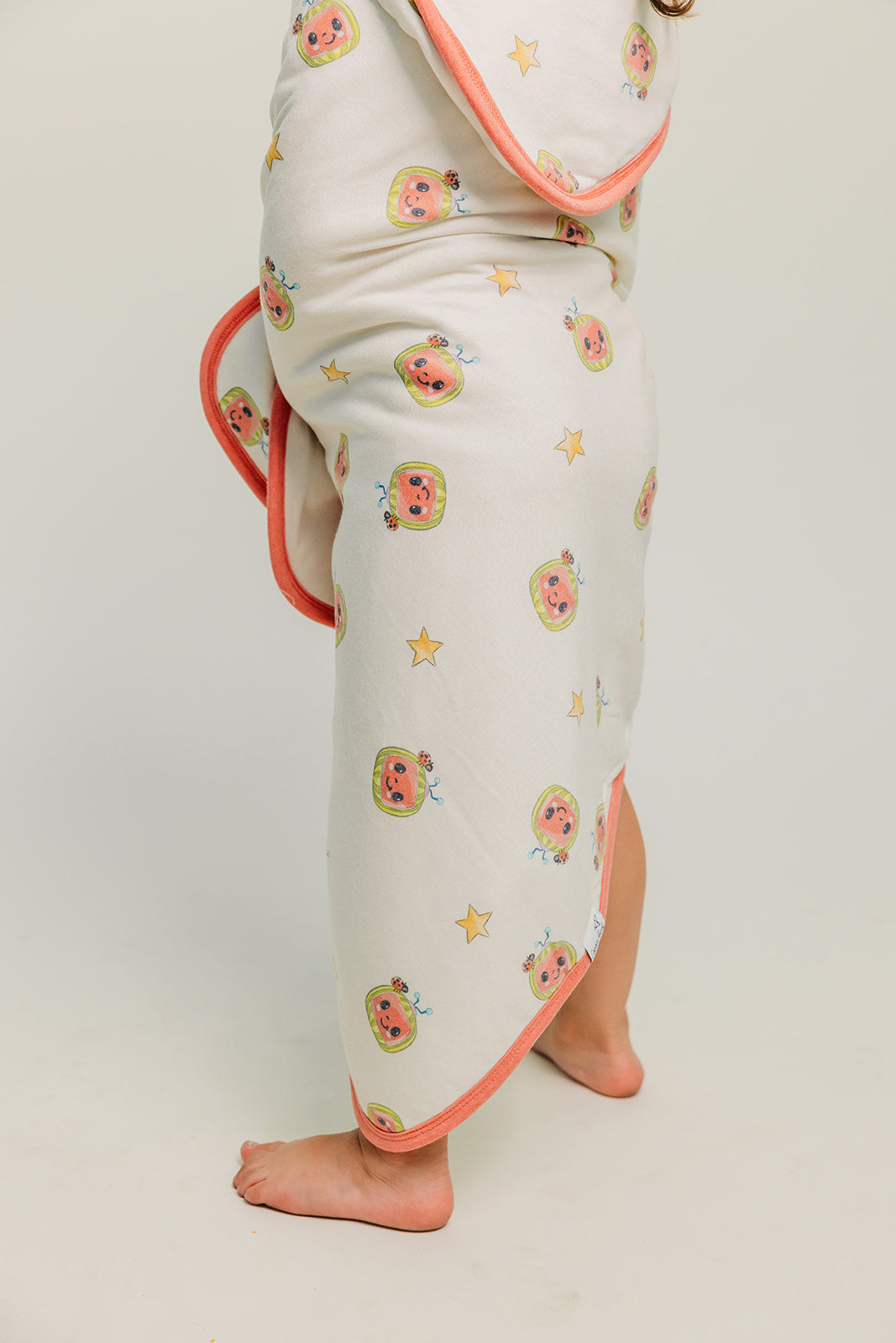 Premium Baby Knit Hooded Towel - Soft Absorbent Bath Towel for Newborns & Toddlers - CoComelon Themed Kids Bath Accessories - Perfect for Bath Time, Swimming & After Shower Wrap