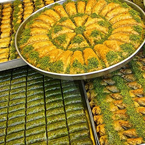 Premium Hafiz Mustafa 1864 Istanbul Baklava Pastry Gift Box - Authentic Turkish Baklava Dessert with Fresh Phyllo Dough, Pistachios, Hazelnuts & Walnuts - Perfect for Birthdays, Christmas, Office Gifts & Tea Time Snacks