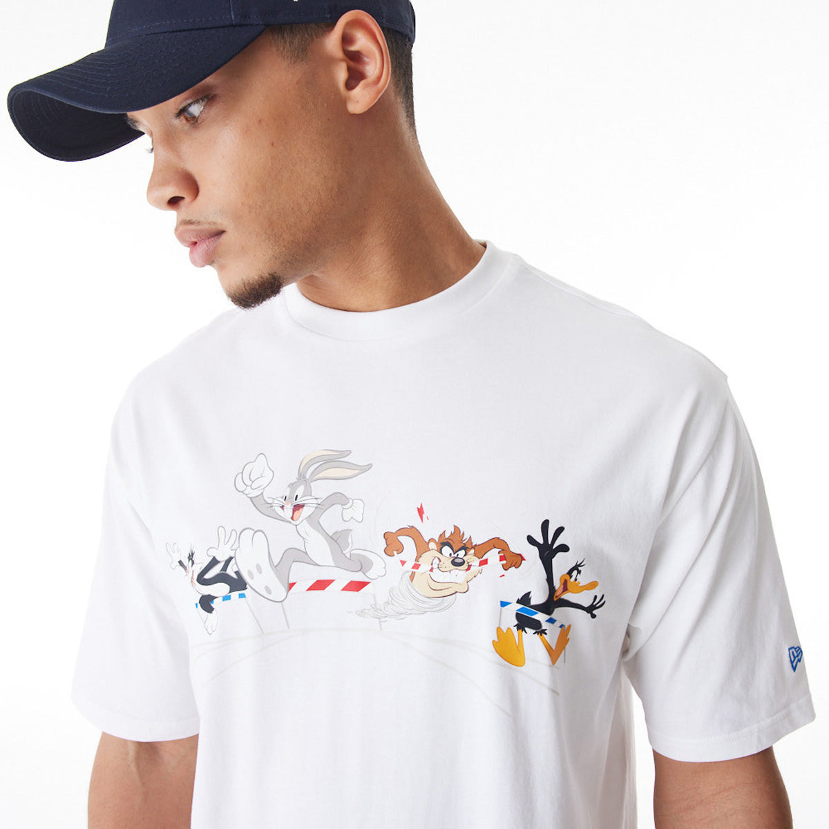 Looney Tunes Team Multi-Character Graphic Oversized White T-Shirt for Men & Women | New Era 9FIFTY Snapback Style | Casual Wear, Cosplay & Fan Merchandise