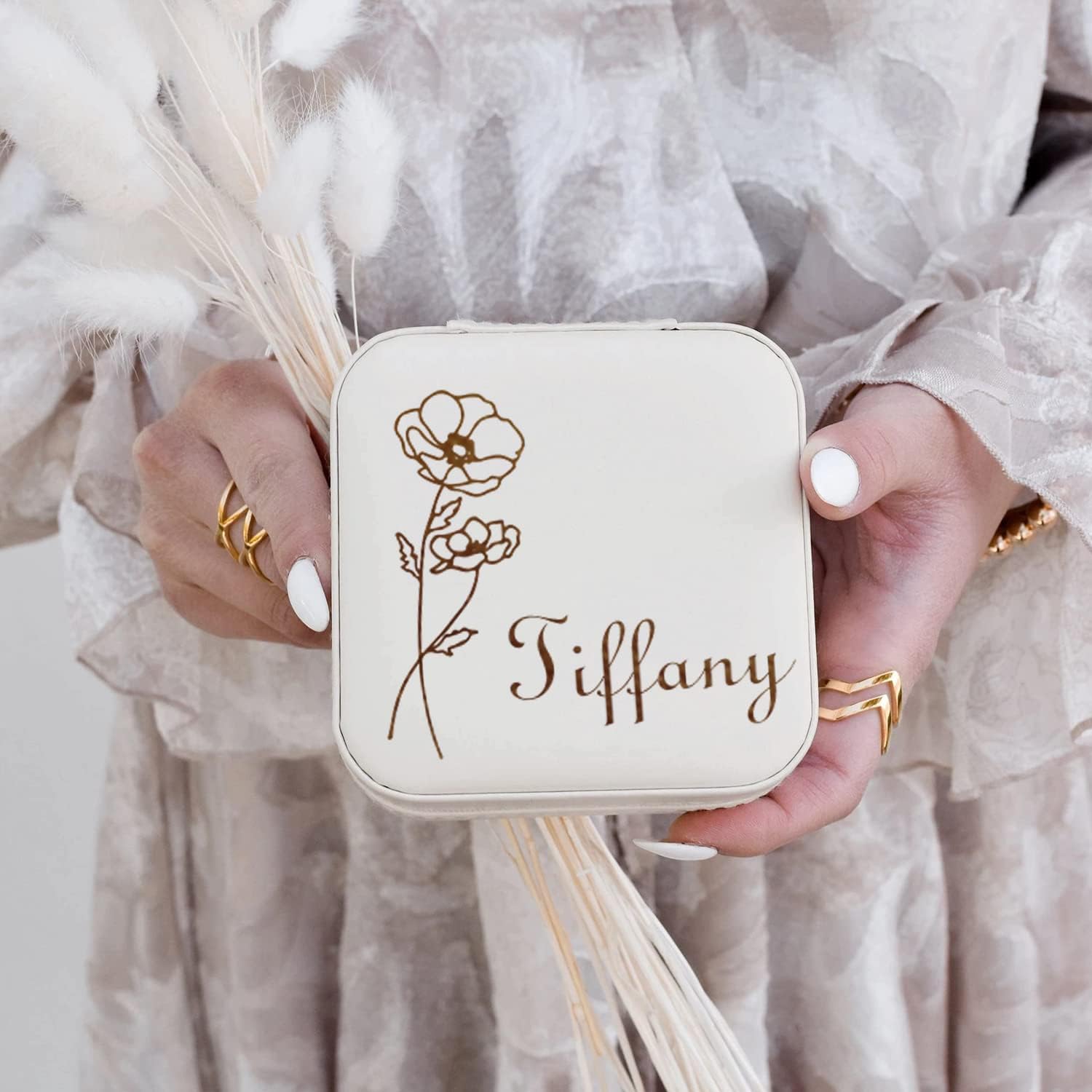 Personalized Leather Jewelry Box for Women - Custom Travel Jewelry Organizer with Name & Birth Flower Engraving - Gift for Her to Store Rings, Earrings & Necklaces - Perfect for Birthday, Anniversary & Valentine's Day Gifts