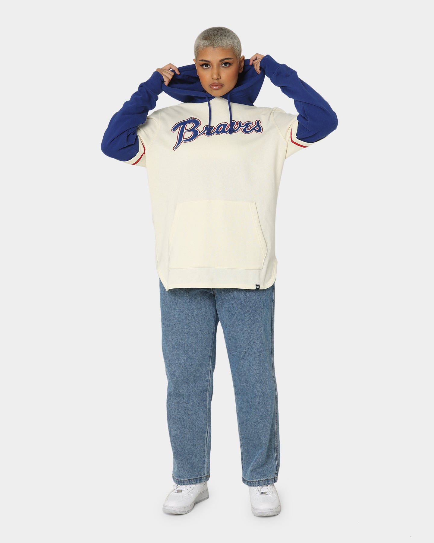 47 Brand Atlanta Braves Shortstop Hoodie Cream - Cozy & Stylish MLB Baseball Hooded Sweatshirt for Men & Women - Perfect for Game Day, Casual Wear & Outdoor Activities