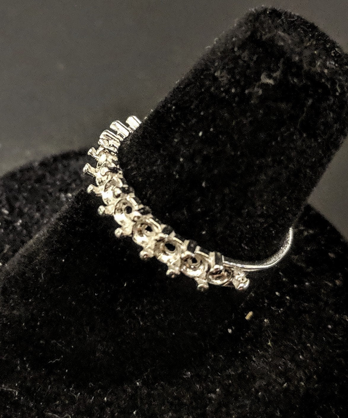 Solid Sterling Silver or 14kt Gold Women's Anniversary Pre-Notched Blank Ring - 2.5mm Round Size 7 (Setting 163 425/143 425) - Perfect for Engagements, Weddings & Special Occasions