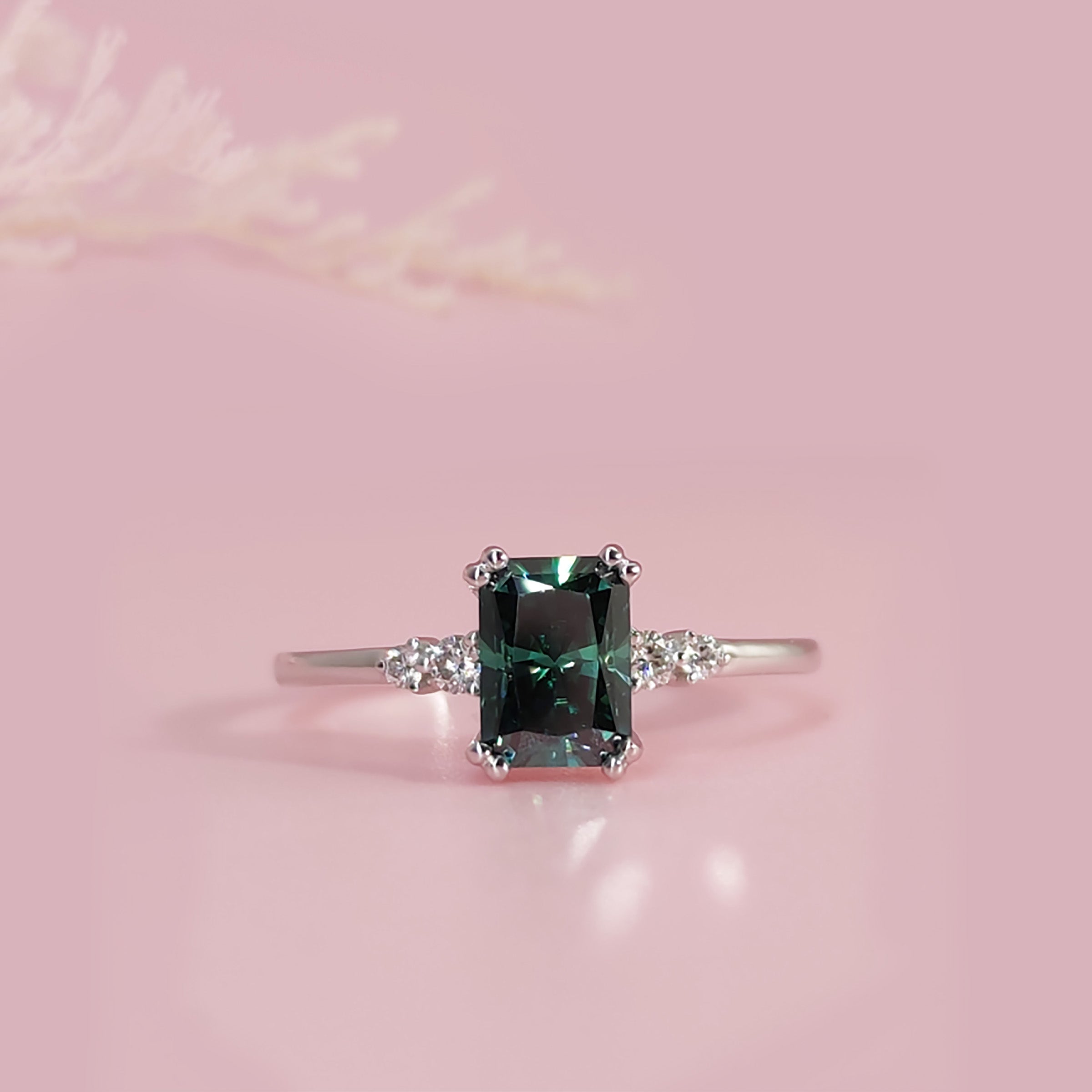 Radiant Cut Moissanite Memorial Ring for Ashes - Forever Treasured Keepsake Jewelry for Loved Ones | Perfect for Remembrance, Funeral & Special Occasions