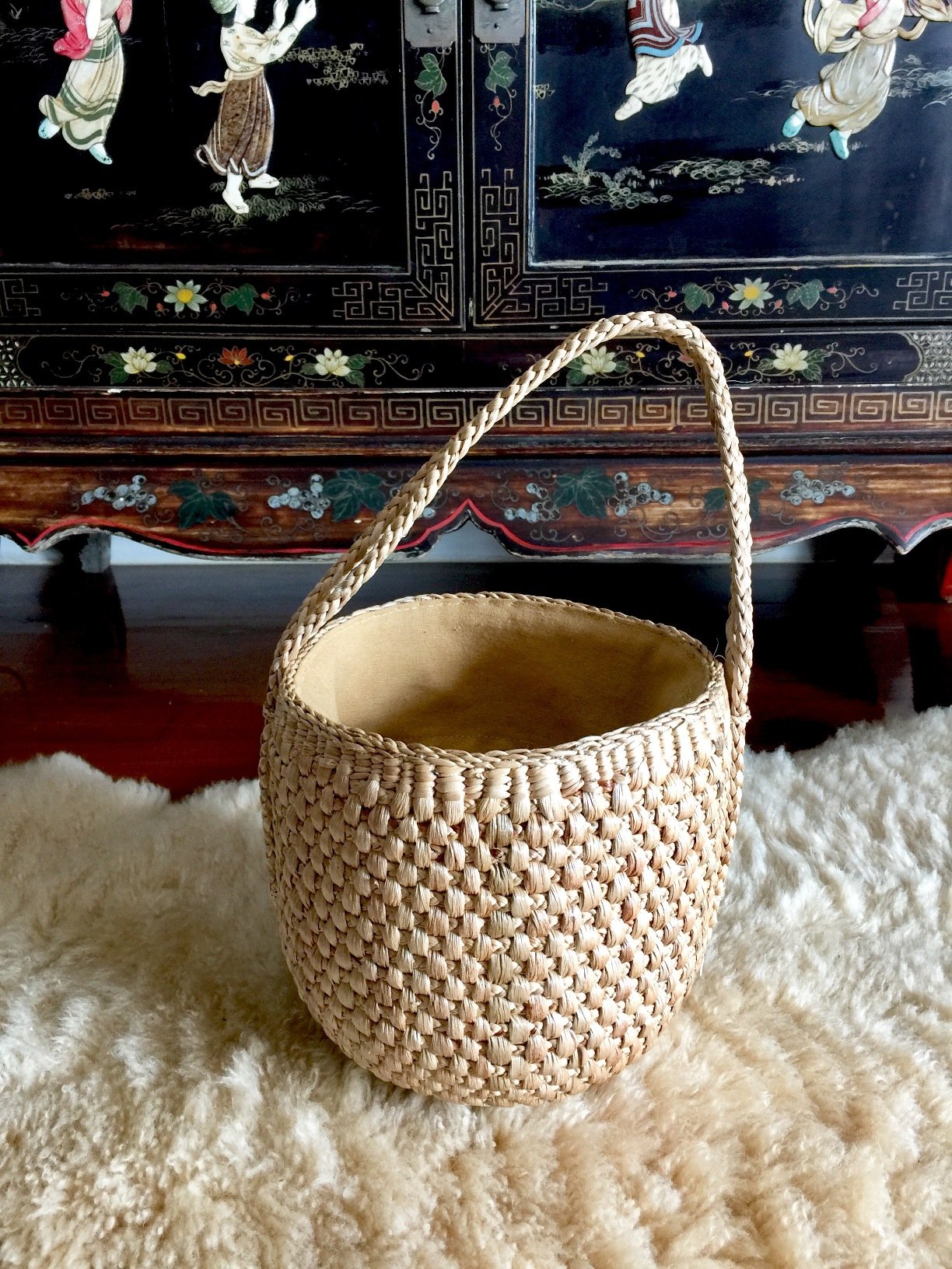 Round Straw Bag - Natural Woven Beach Tote for Women, Eco-Friendly Market Basket, Picnic & Shopping Bag - Perfect for Beach Outings, Farmers Market & Summer Accessories
