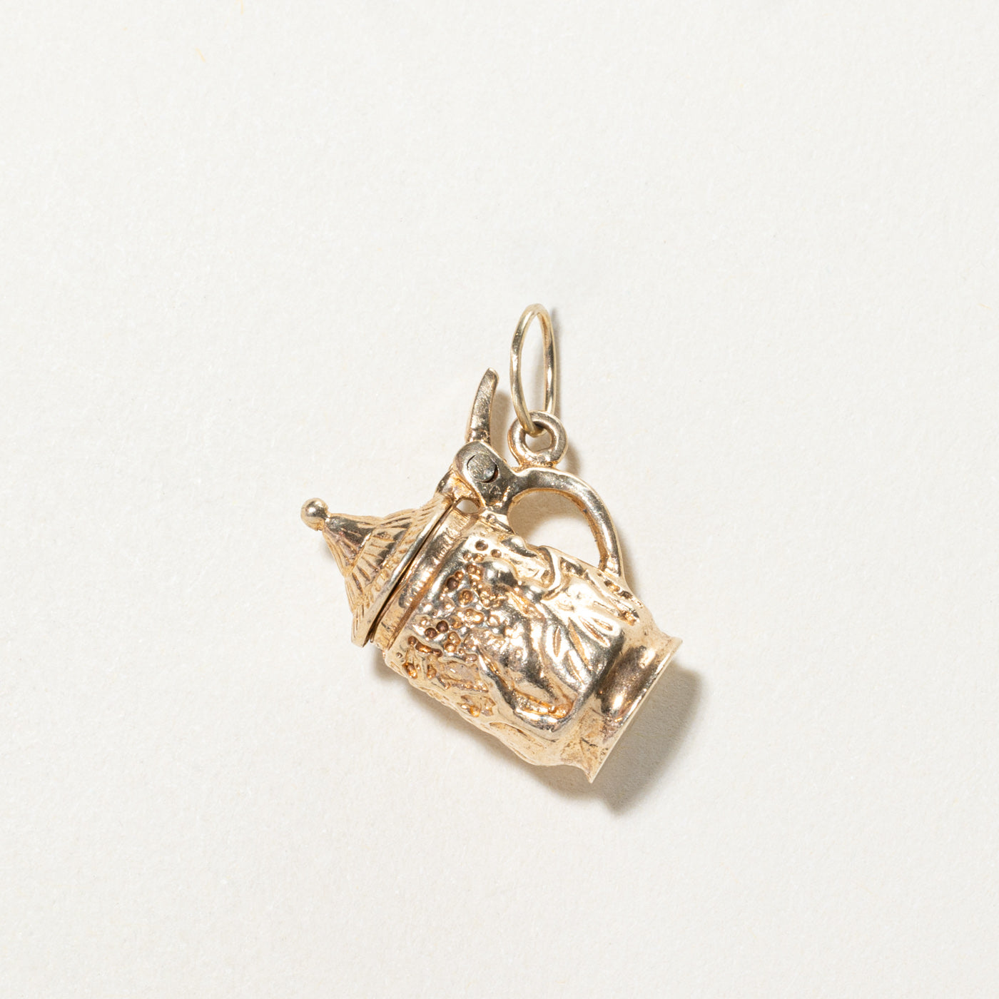 10K Yellow Gold Beer Stein Charm Pendant - Perfect for Oktoberfest, Beer Lovers & Jewelry Collectors - Great Gift for Birthdays, Anniversaries & Special Occasions