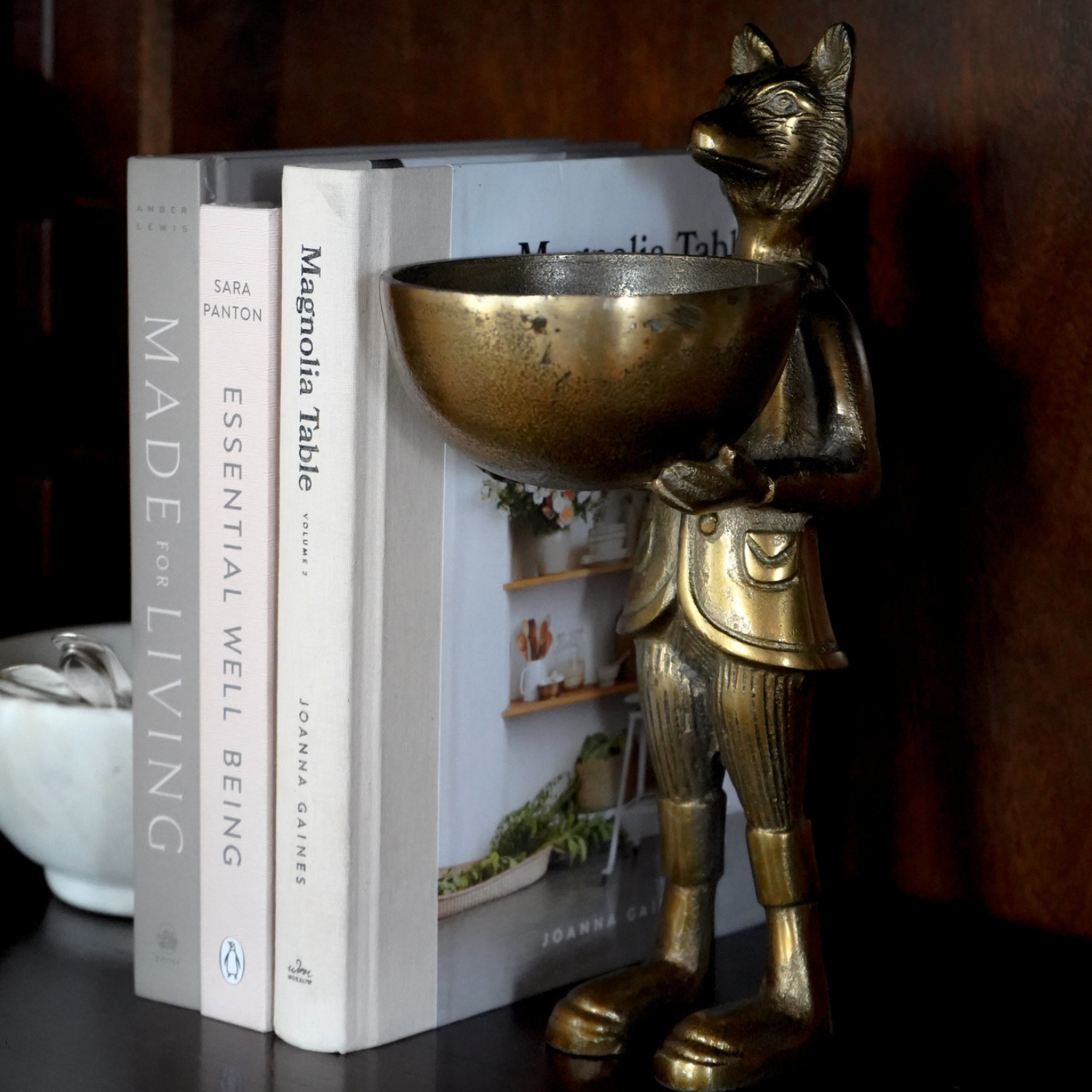 Whimsical Eloise the Fox Dish Stand - Decorative Ceramic Plate Holder for Kitchen, Dining, or Bathroom Organizer | Perfect for Home Decor, Wedding Gift, or Party Display