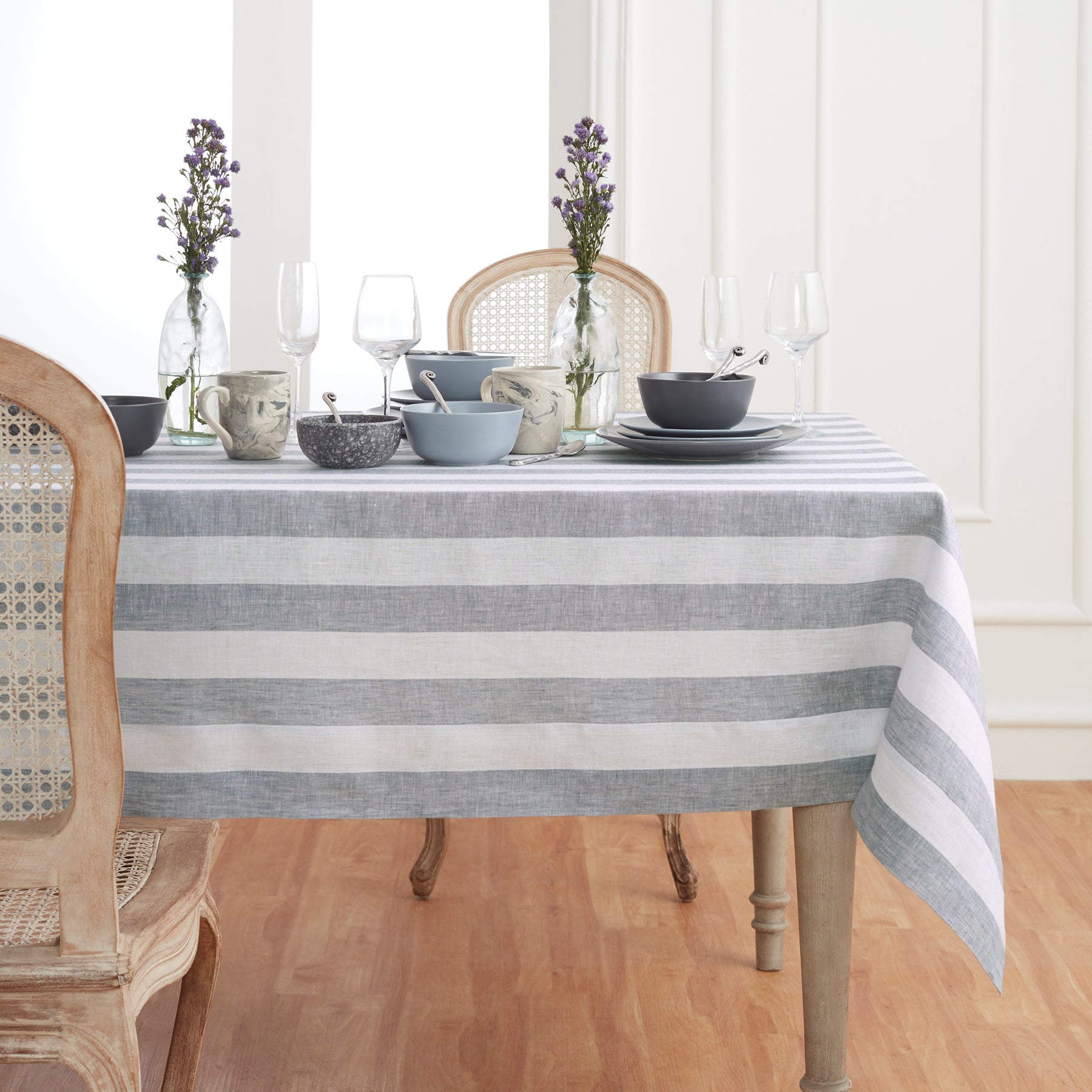 Stylish Cabana Stripe Tablecloth - Waterproof & Wrinkle-Resistant Rectangular Table Cover for Outdoor Dining, Picnics, and Party Decor