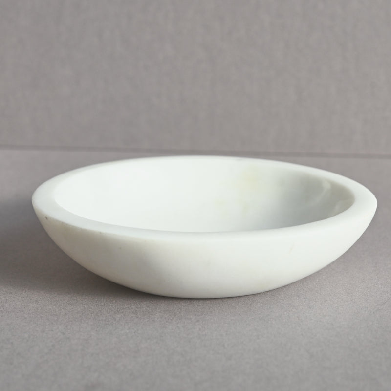 White Marble Smudge Dish for Essential Oils - Aromatherapy & Yoga Meditation Accessory - Perfect for Home, Spa, and Office Decor