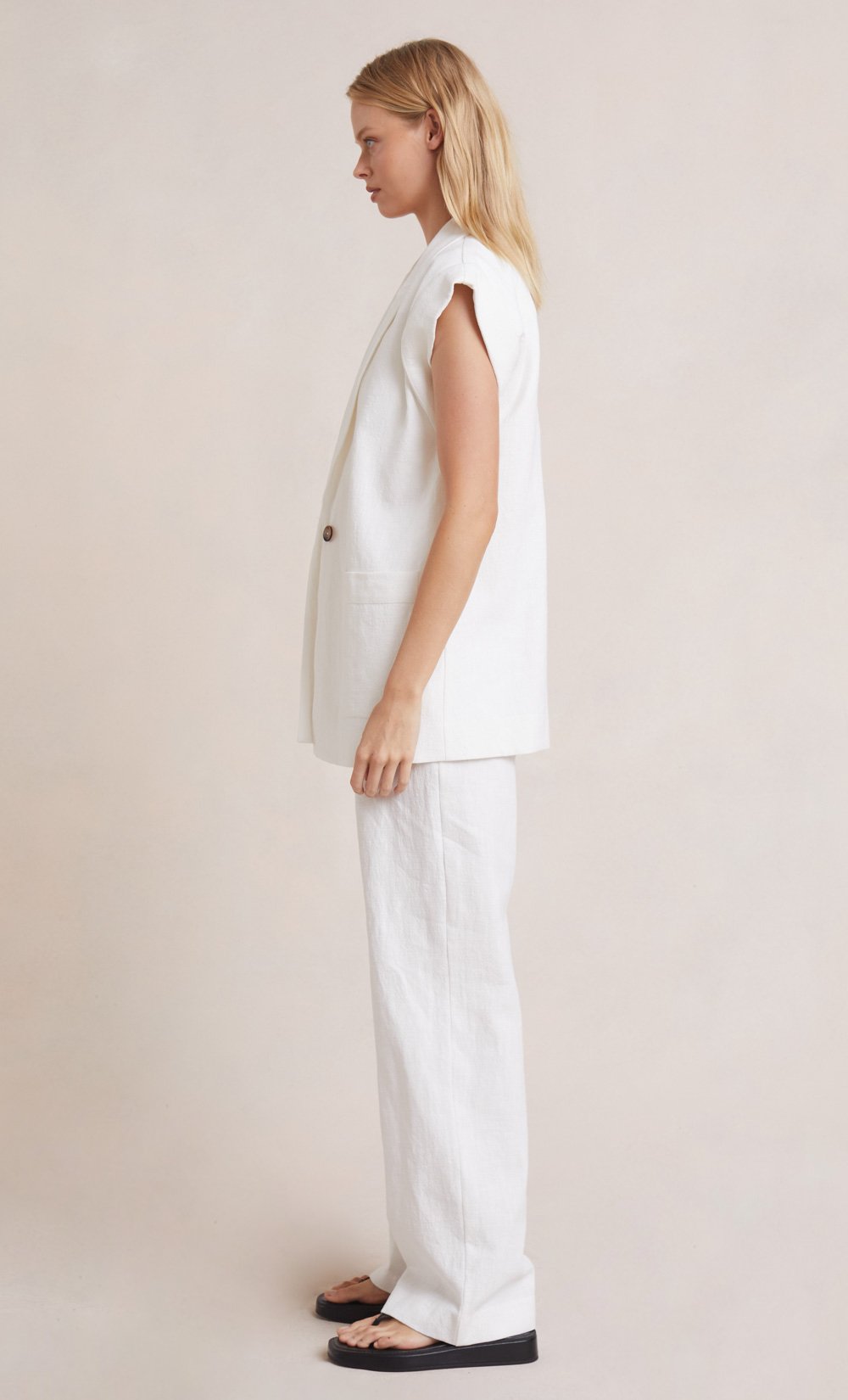 Dunes Women's Ivory Vest - Lightweight Casual Button-Up Vest for Spring & Fall - Perfect for Layering, Office Wear, and Outdoor Activities