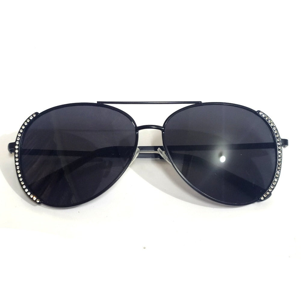 Luxury Designer Sunglasses for Women - UV Protection, Polarized & Stylish - Perfect for Beach, Driving & Outdoor Activities